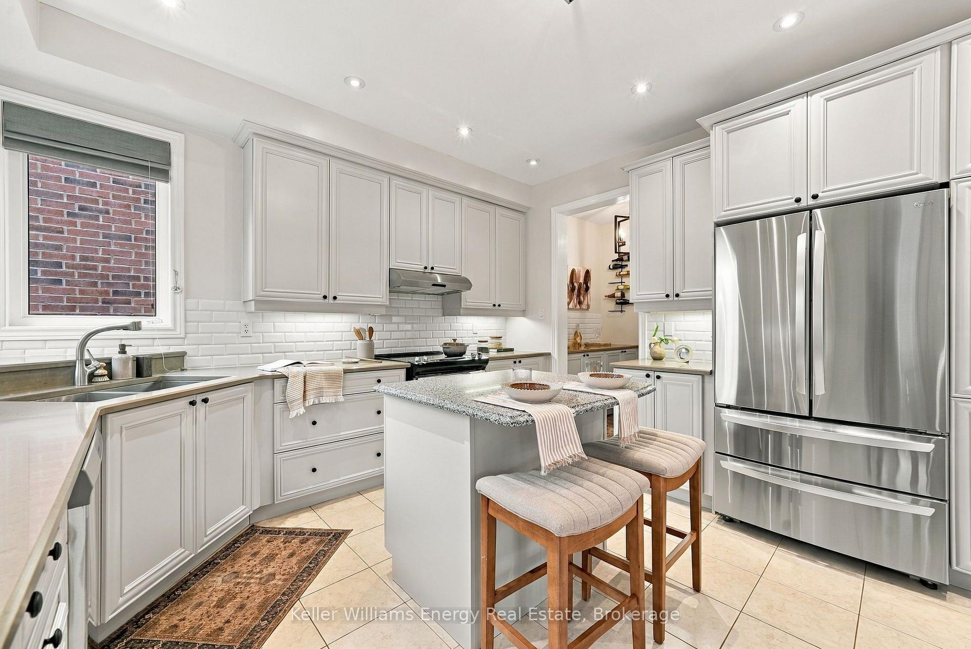 Photo 5 of 229 Montgomery Avenue, Whitby, Brooklin — HOMEH