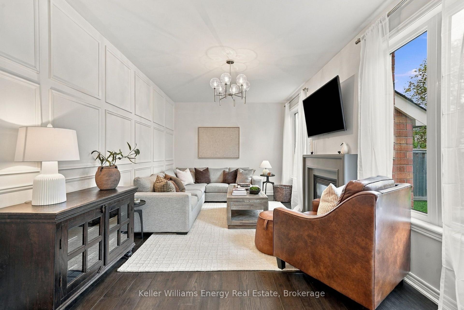 Photo 15 of 229 Montgomery Avenue, Whitby, Brooklin — HOMEH