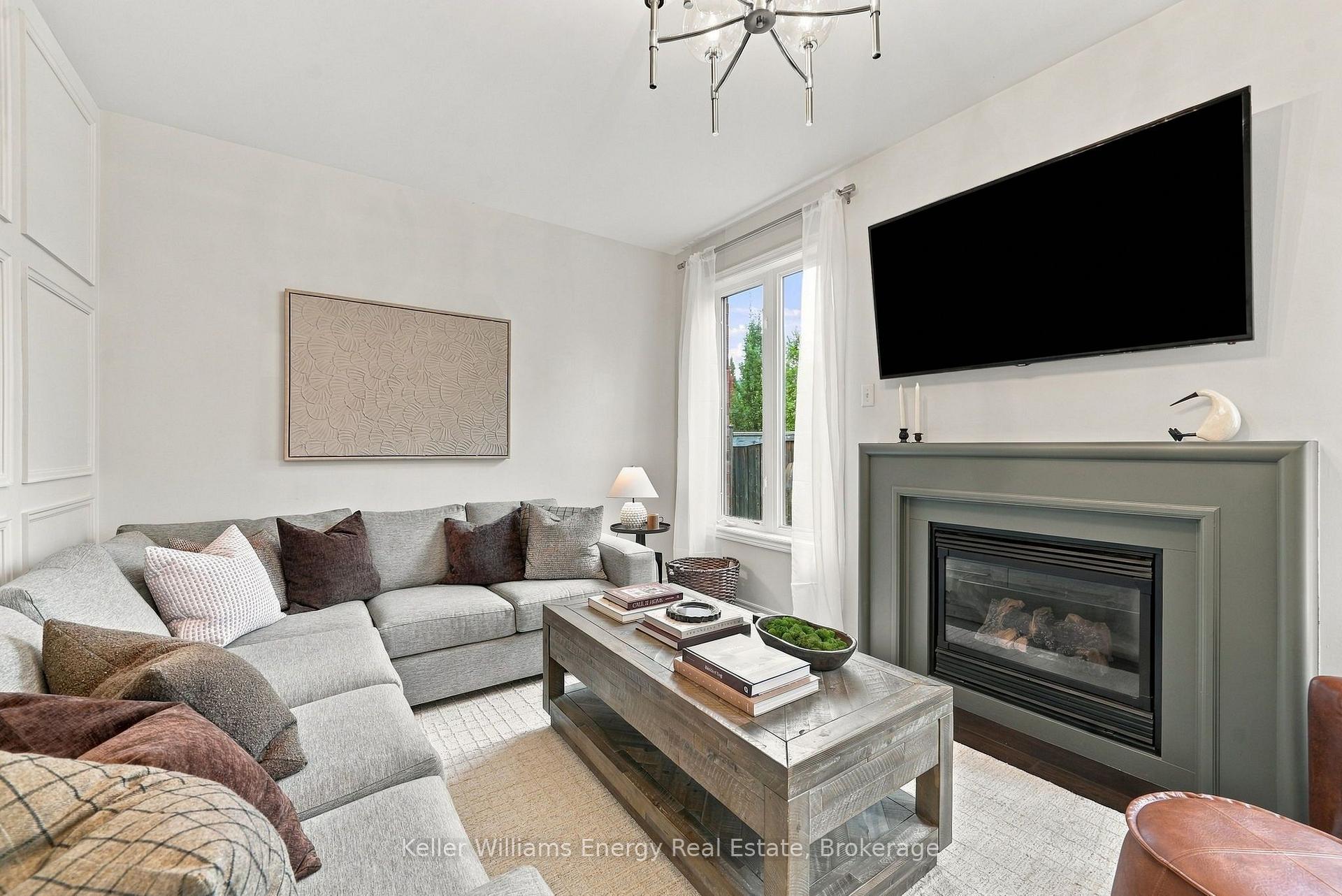 Photo 16 of 229 Montgomery Avenue, Whitby, Brooklin — HOMEH
