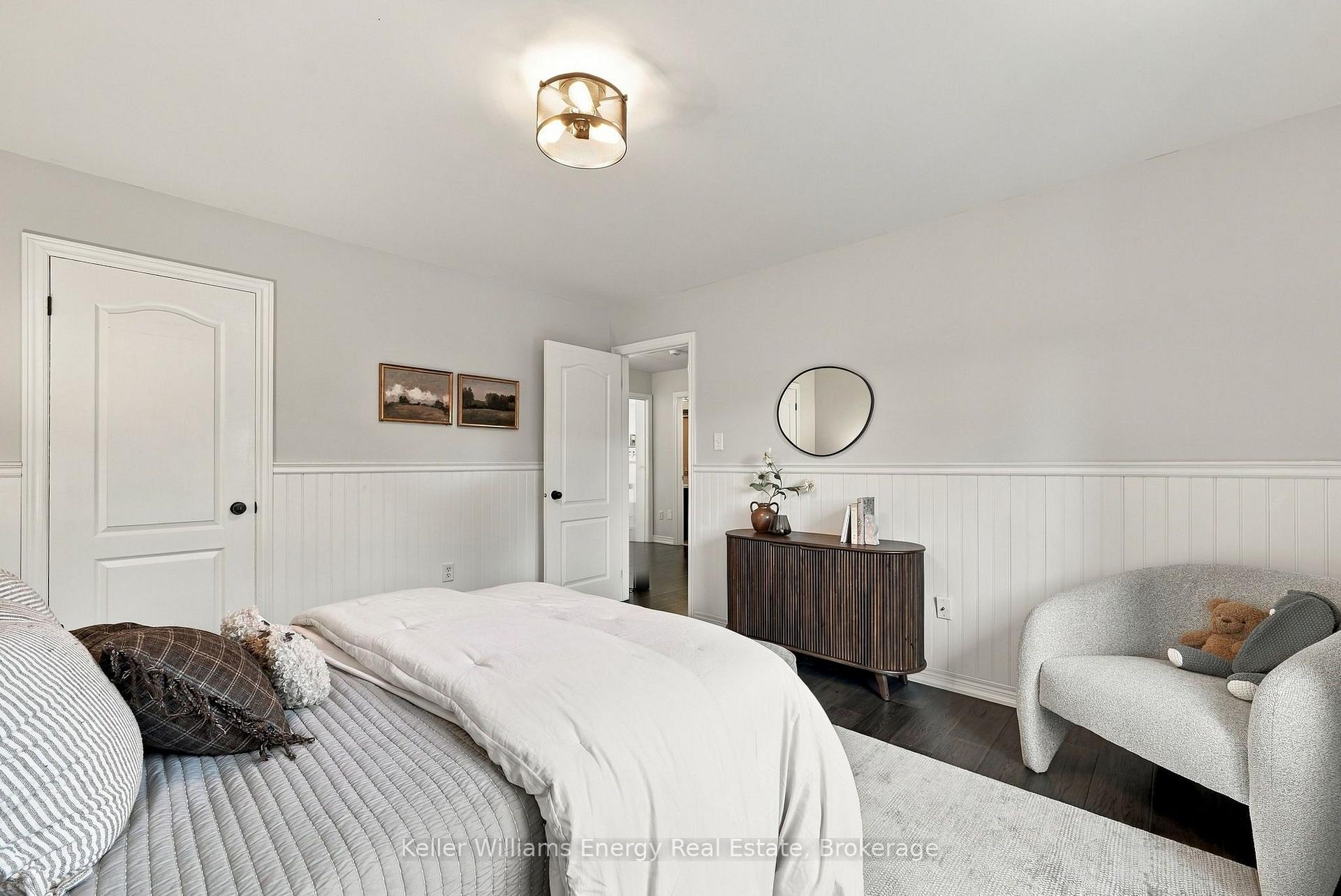 Photo 28 of 229 Montgomery Avenue, Whitby, Brooklin — HOMEH