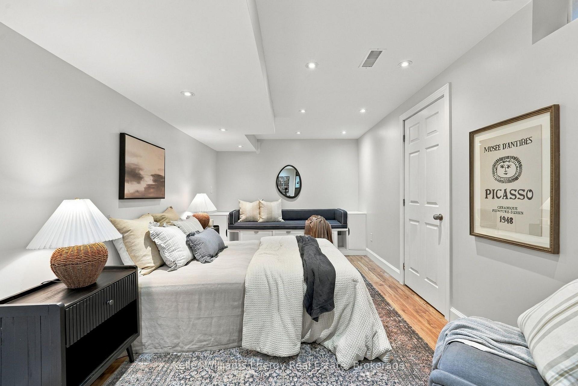Photo 40 of 229 Montgomery Avenue, Whitby, Brooklin — HOMEH