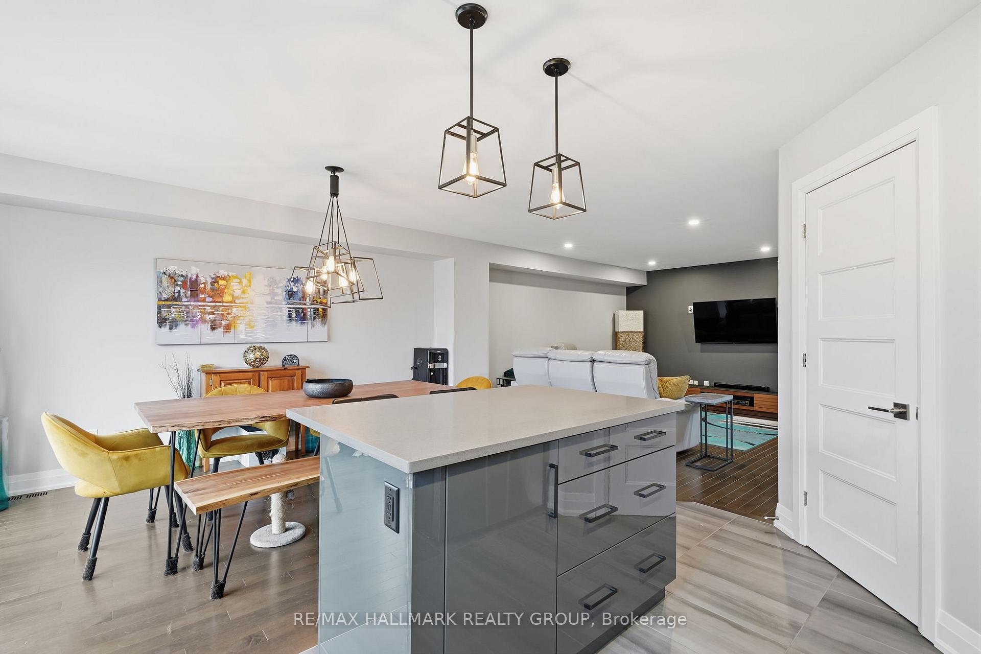 Photo 12 of 210 Argile Street, Casselman, Casselman — HOMEH