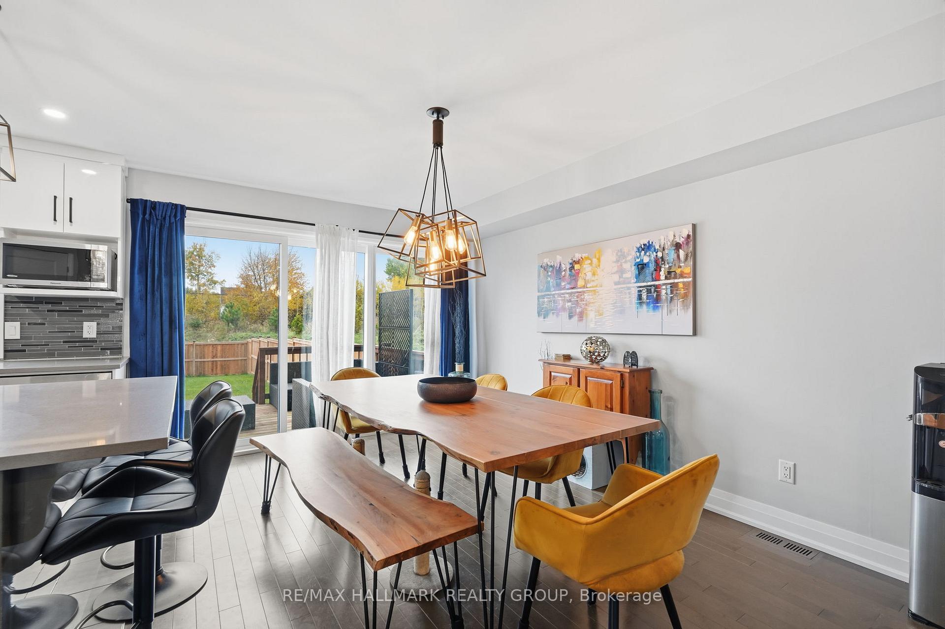 Photo 15 of 210 Argile Street, Casselman, Casselman — HOMEH