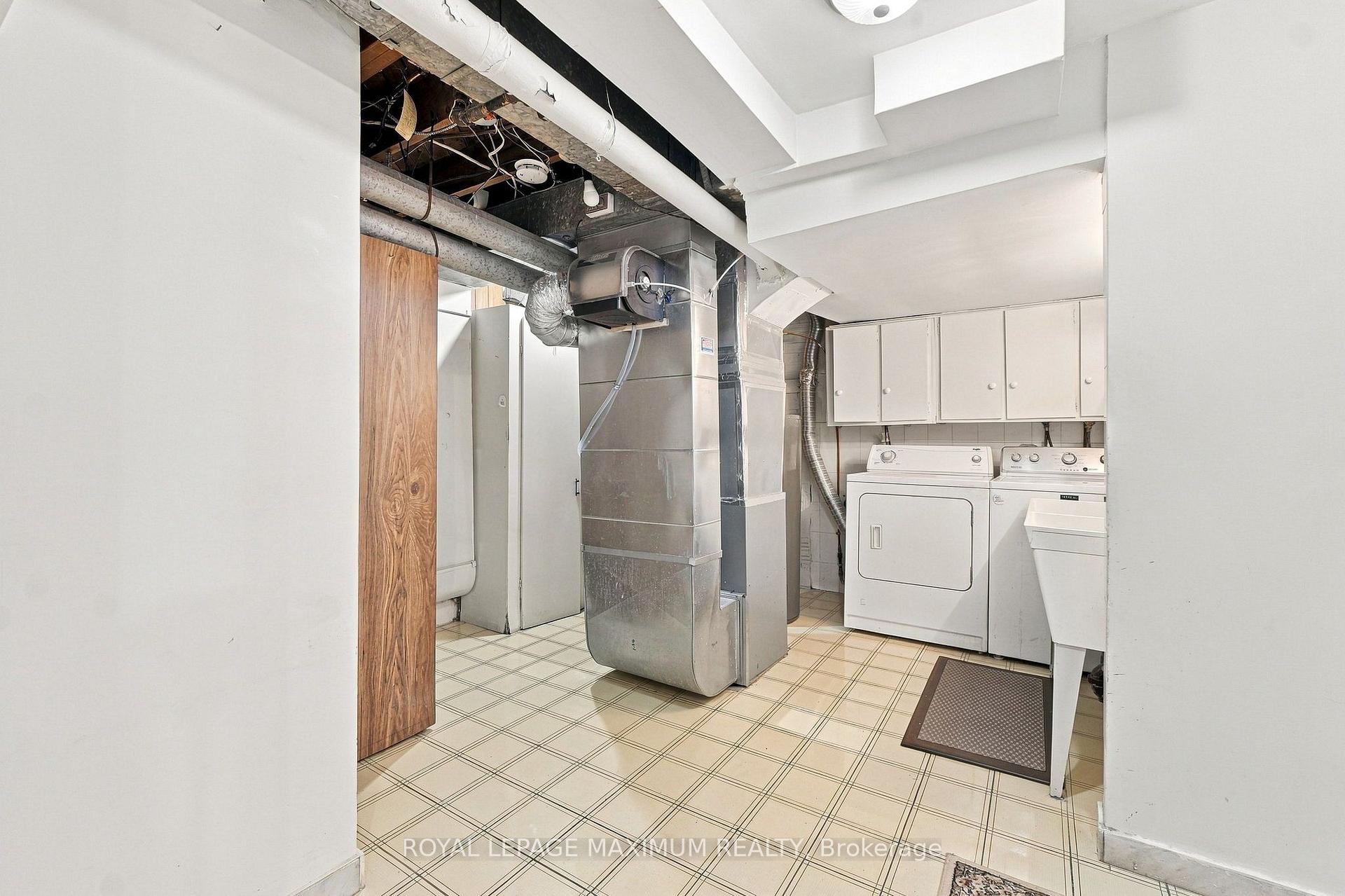 Photo 65 of 66 Spenvalley Drive, North York, Glenfield-Jane Heights — HOMEH