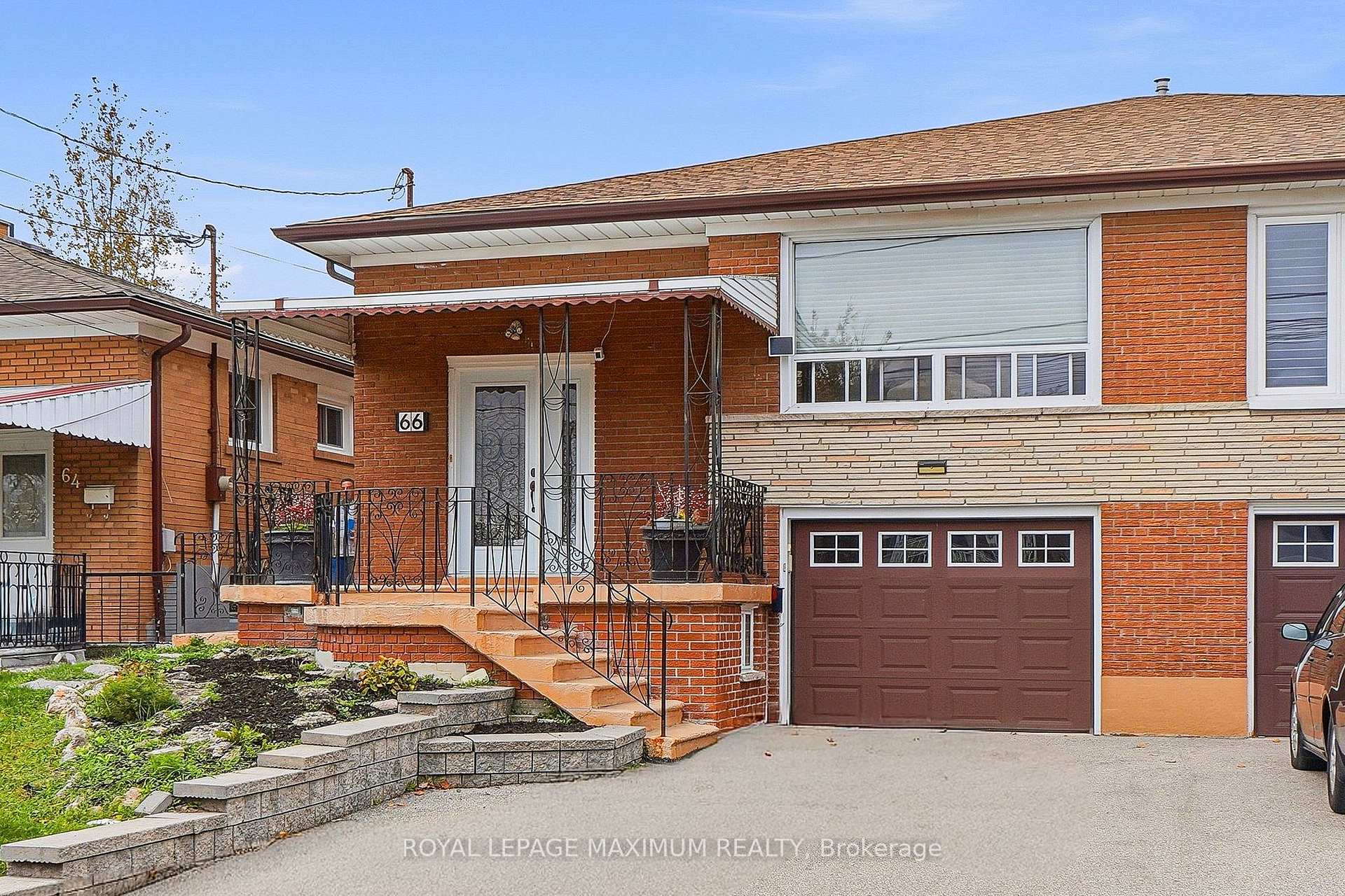Photo 2 of 66 Spenvalley Drive, North York, Glenfield-Jane Heights — HOMEH
