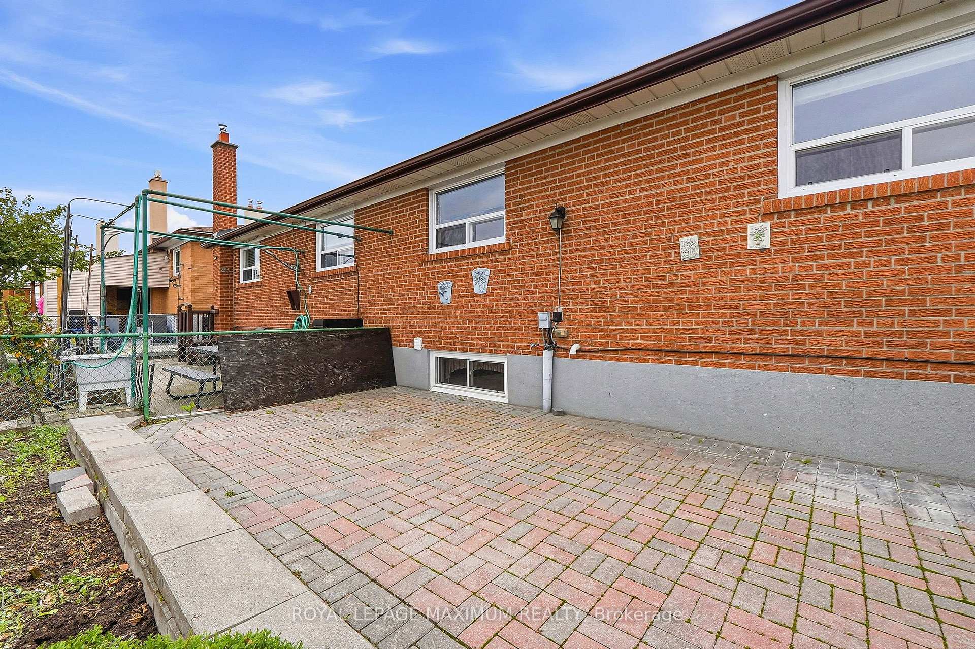 Photo 84 of 66 Spenvalley Drive, North York, Glenfield-Jane Heights — HOMEH