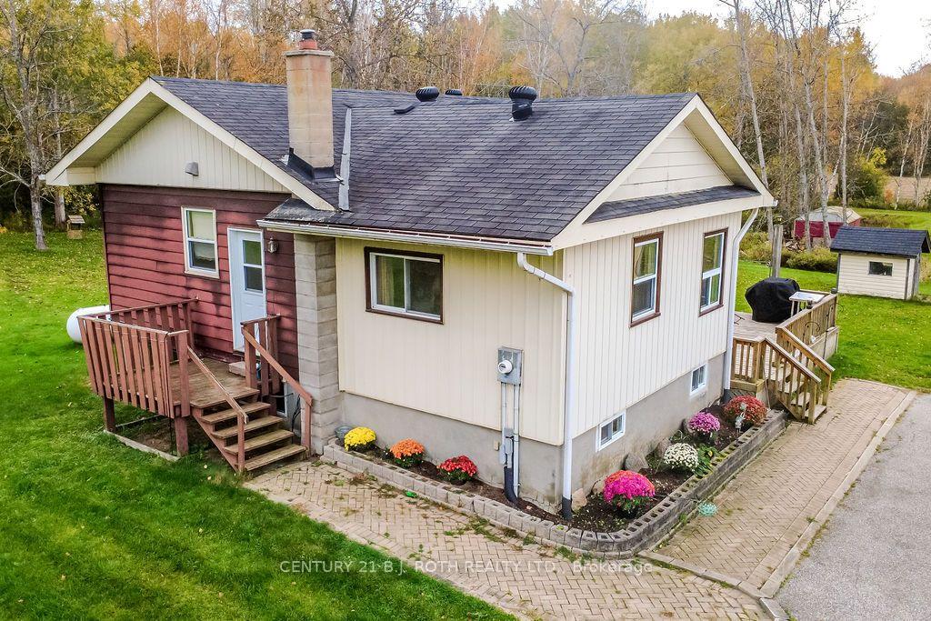 Photo 2 of 1398 Old Fort Road, Tay, Rural Tay — HOMEH