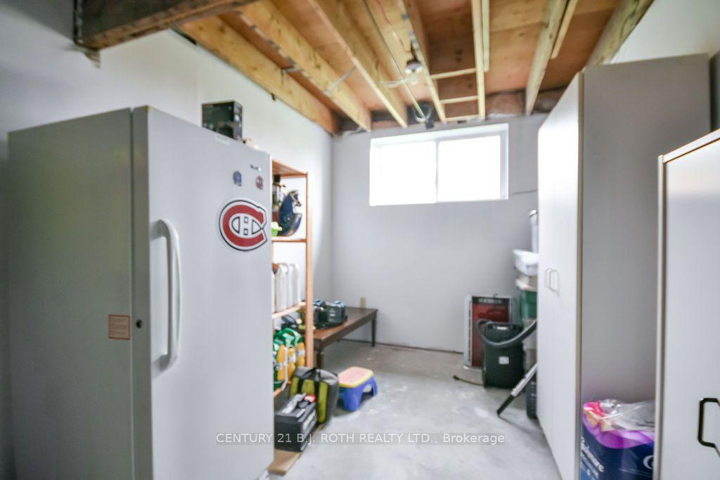 Photo 24 of 1398 Old Fort Road, Tay, Rural Tay — HOMEH