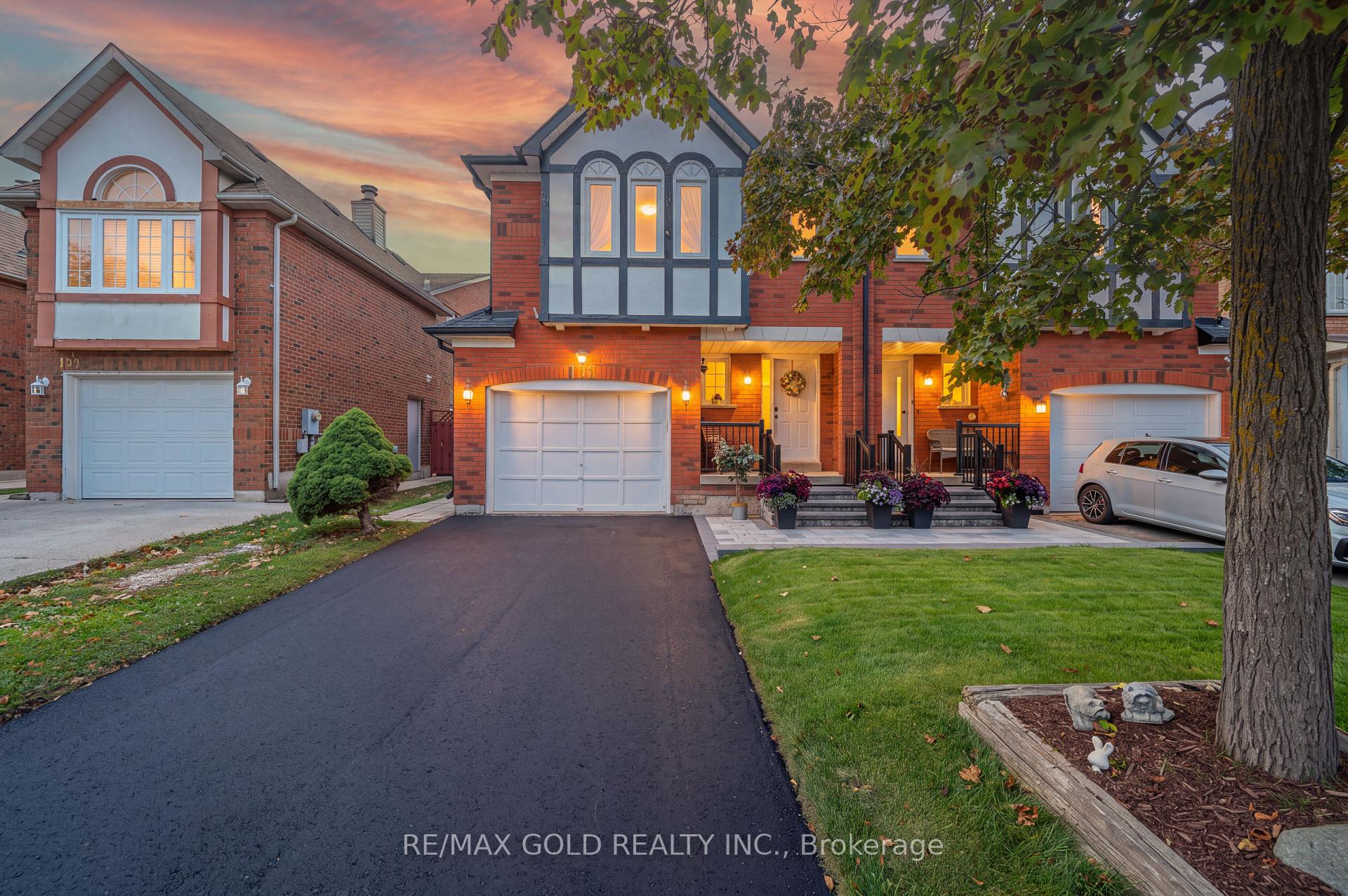 Photo 2 of 106 Bighorn Crescent, Brampton, Sandringham-Wellington — HOMEH