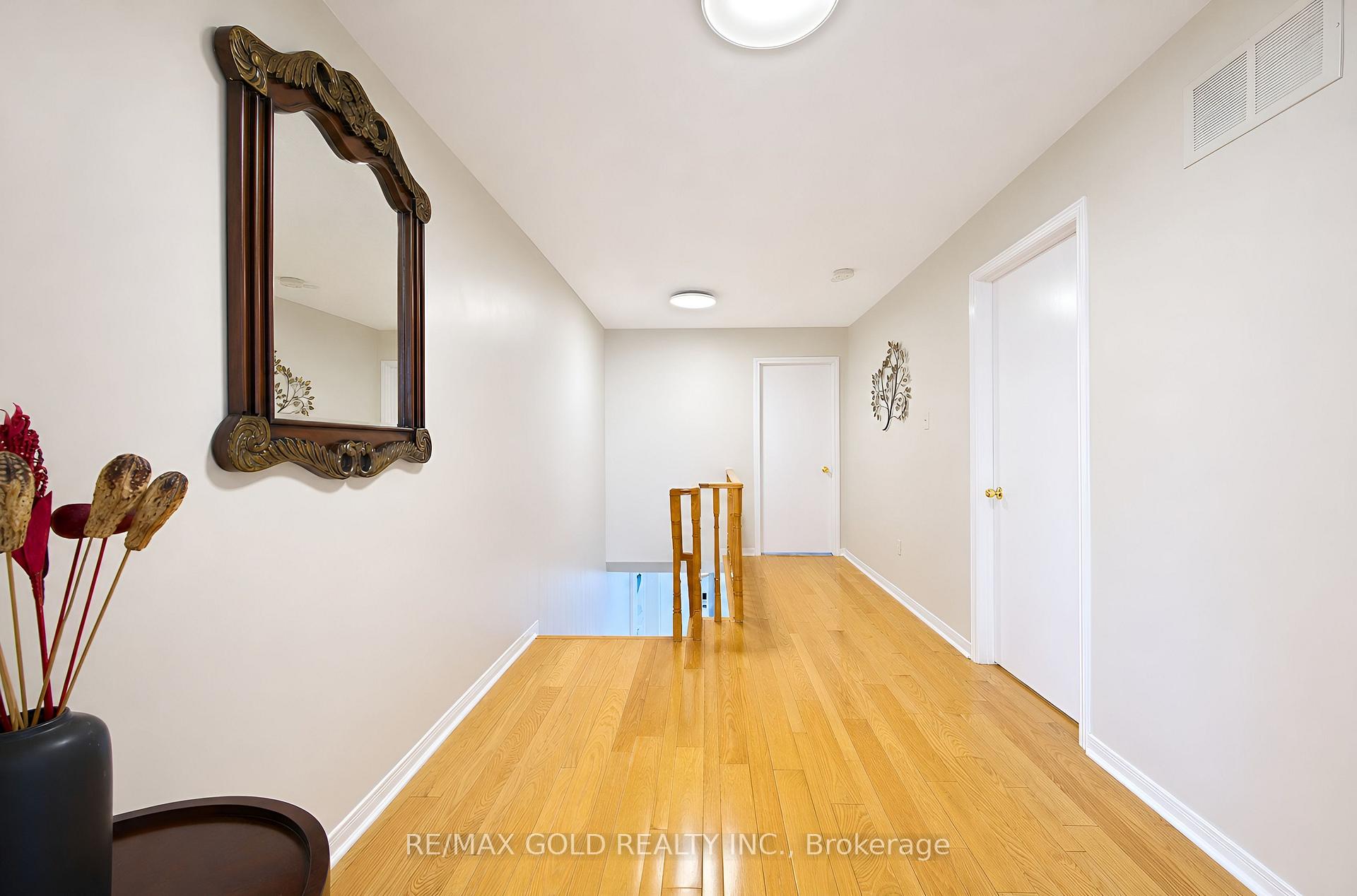 Photo 25 of 106 Bighorn Crescent, Brampton, Sandringham-Wellington — HOMEH
