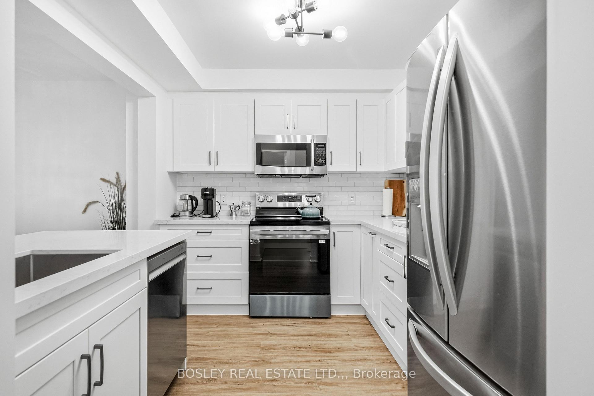 Photo 13 of 26 Chicory Crescent, St. Catharines, Haig — HOMEH