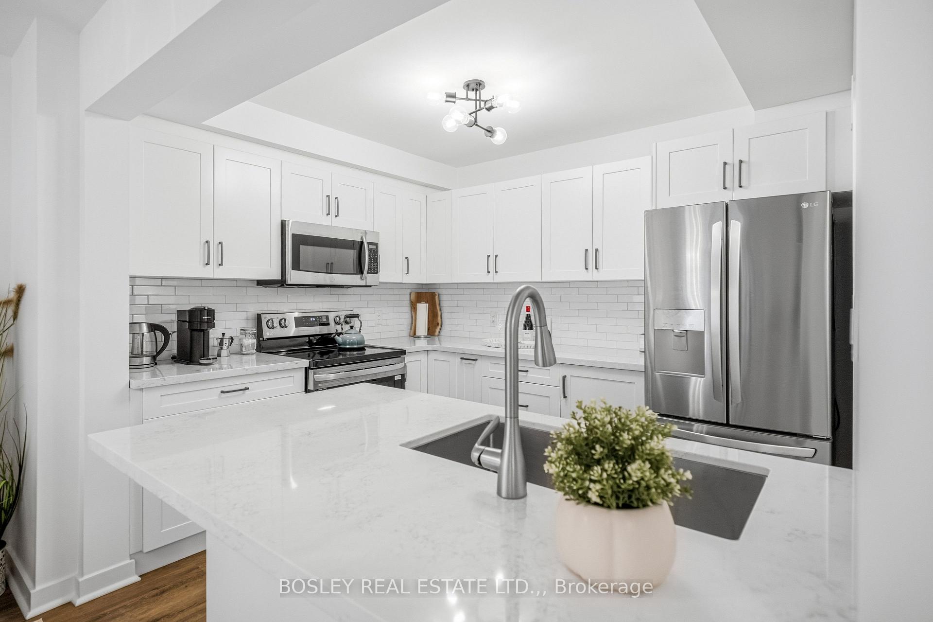 Photo 14 of 26 Chicory Crescent, St. Catharines, Haig — HOMEH