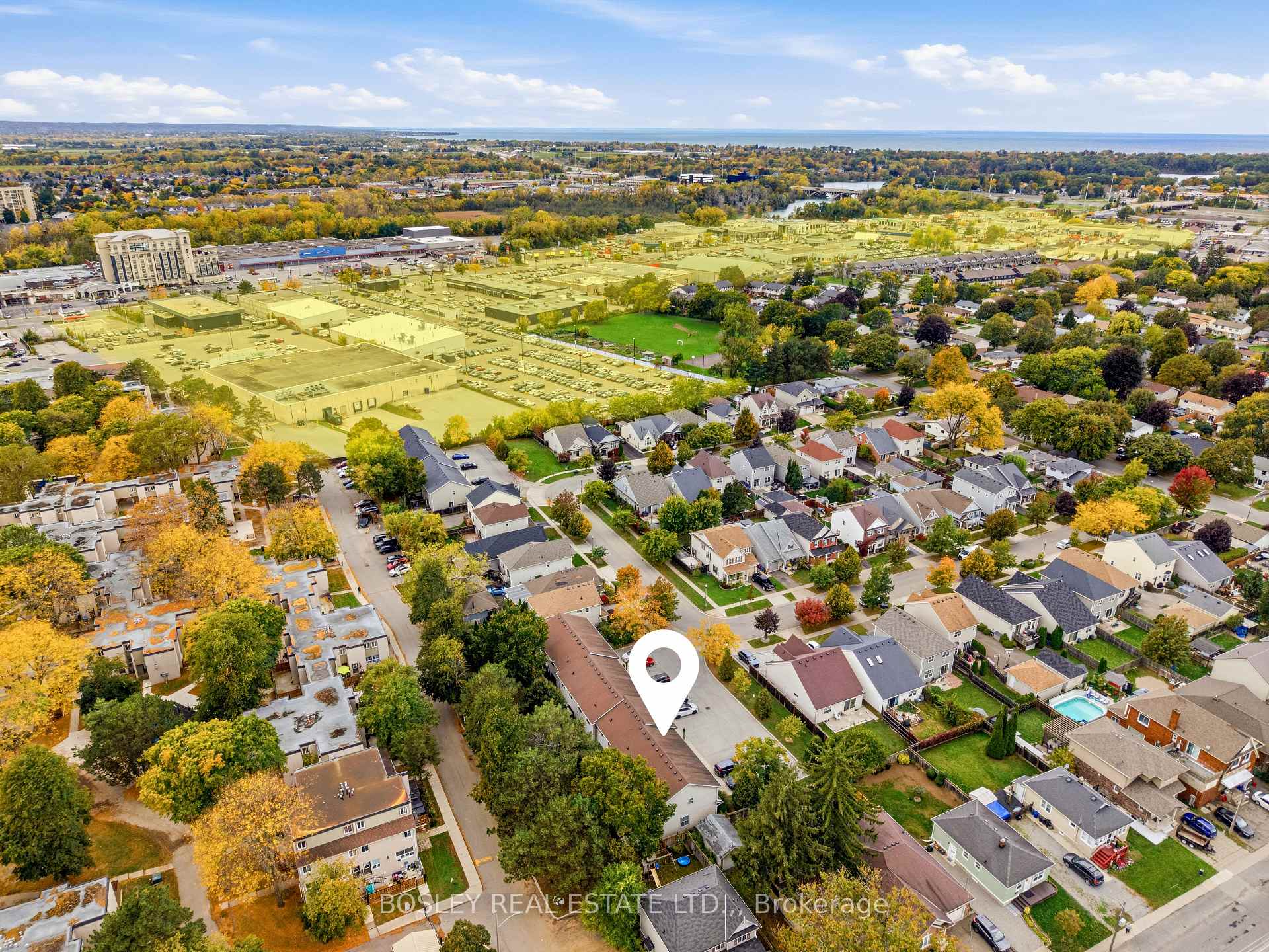 Photo 35 of 26 Chicory Crescent, St. Catharines, Haig — HOMEH