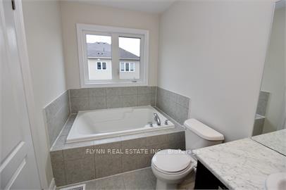 Photo 9 of 7648 Hackberry Trail, Niagara Falls, Brown — HOMEH