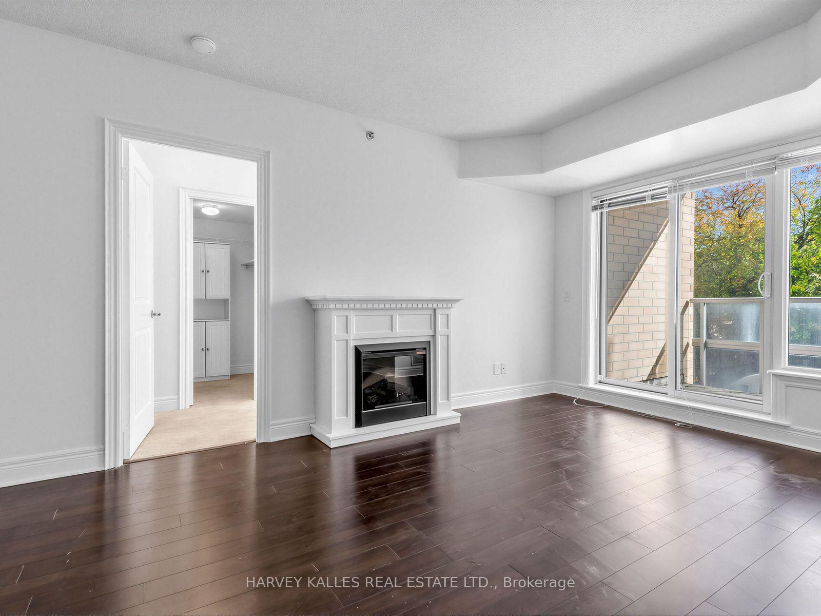 Photo 10 of Unit 217, 701 Sheppard Avenue, North York, Clanton Park — HOMEH