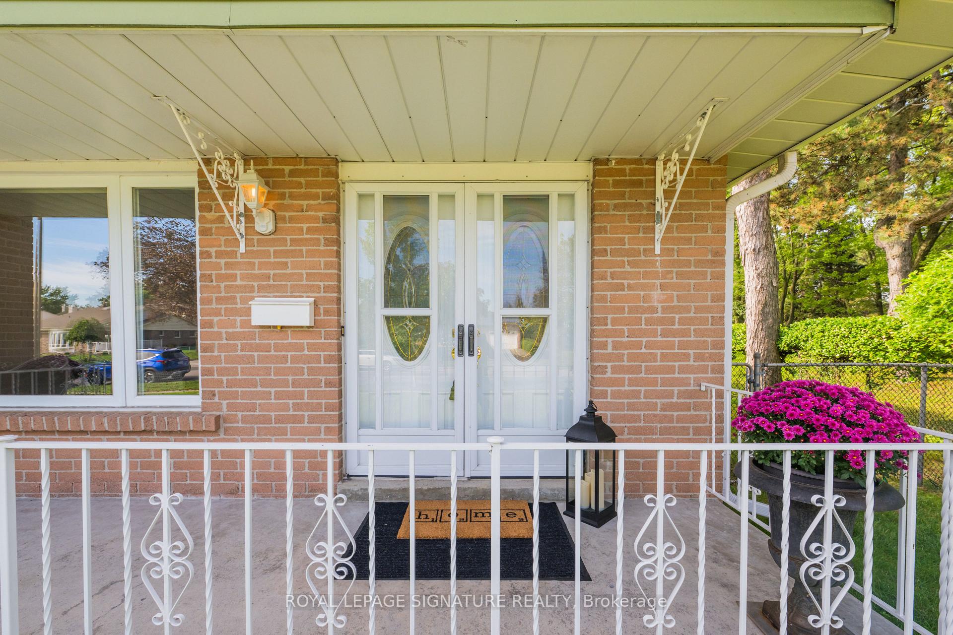 Photo 3 of 236 John Tabor Trail, Scarborough, Malvern — HOMEH