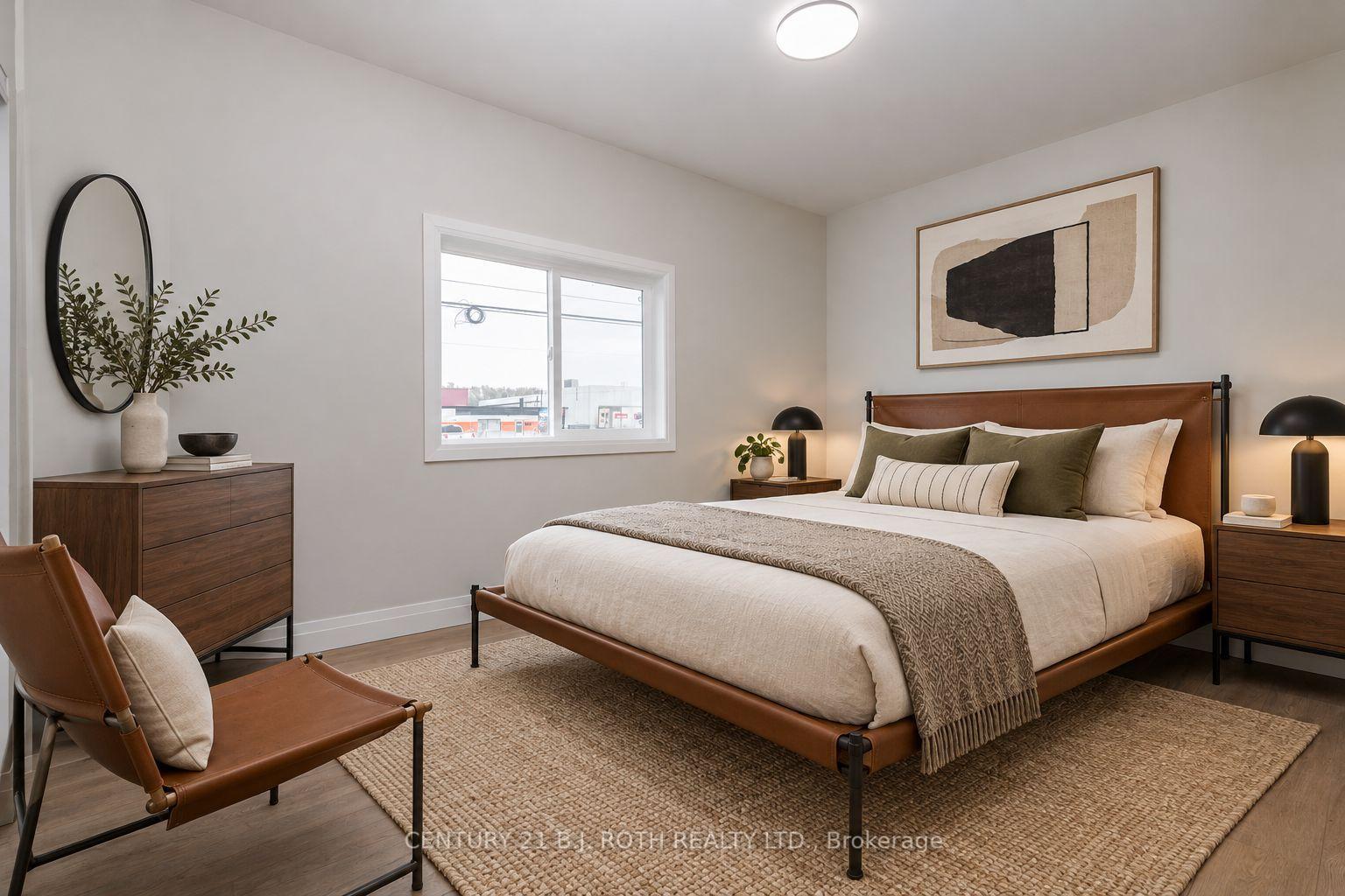 Photo 28 of 51 James Street E, Orillia — HOMEH