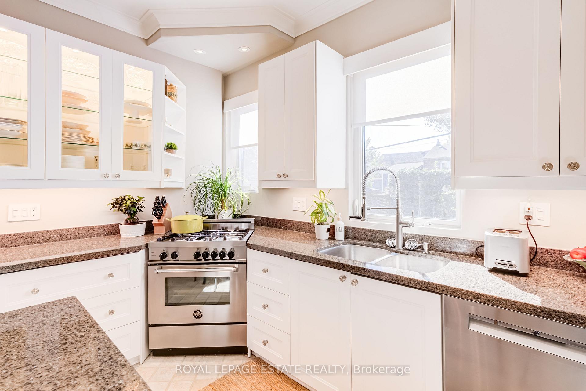 Photo 16 of 140 Bingham Avenue, Toronto, East End-Danforth — HOMEH