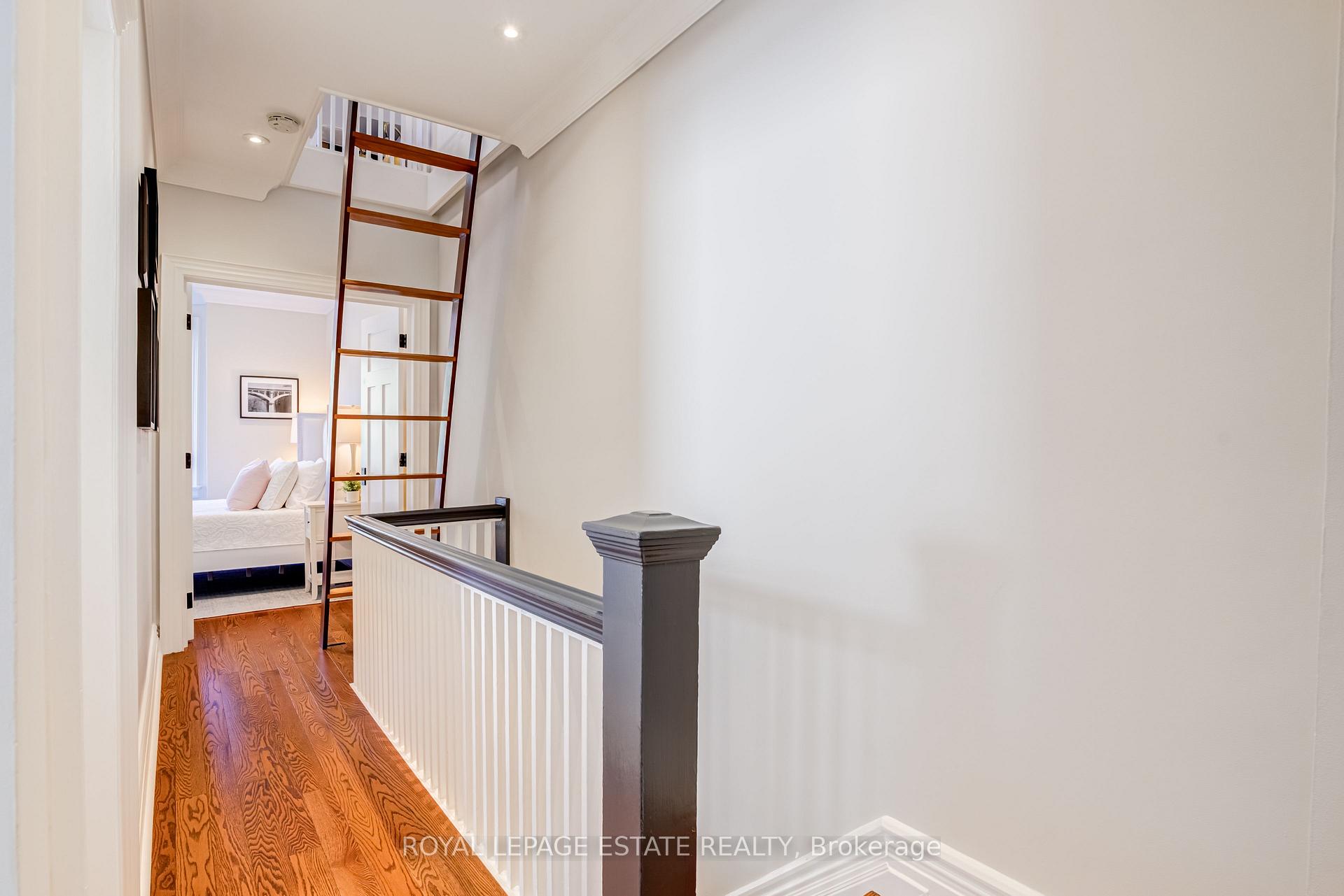 Photo 17 of 140 Bingham Avenue, Toronto, East End-Danforth — HOMEH