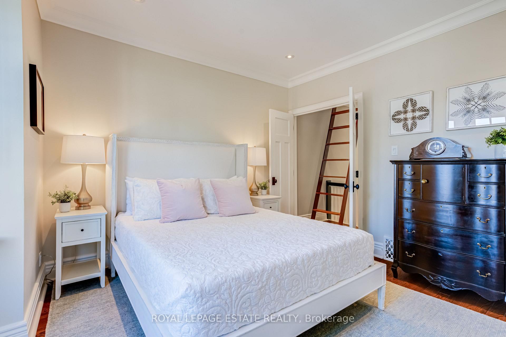 Photo 20 of 140 Bingham Avenue, Toronto, East End-Danforth — HOMEH