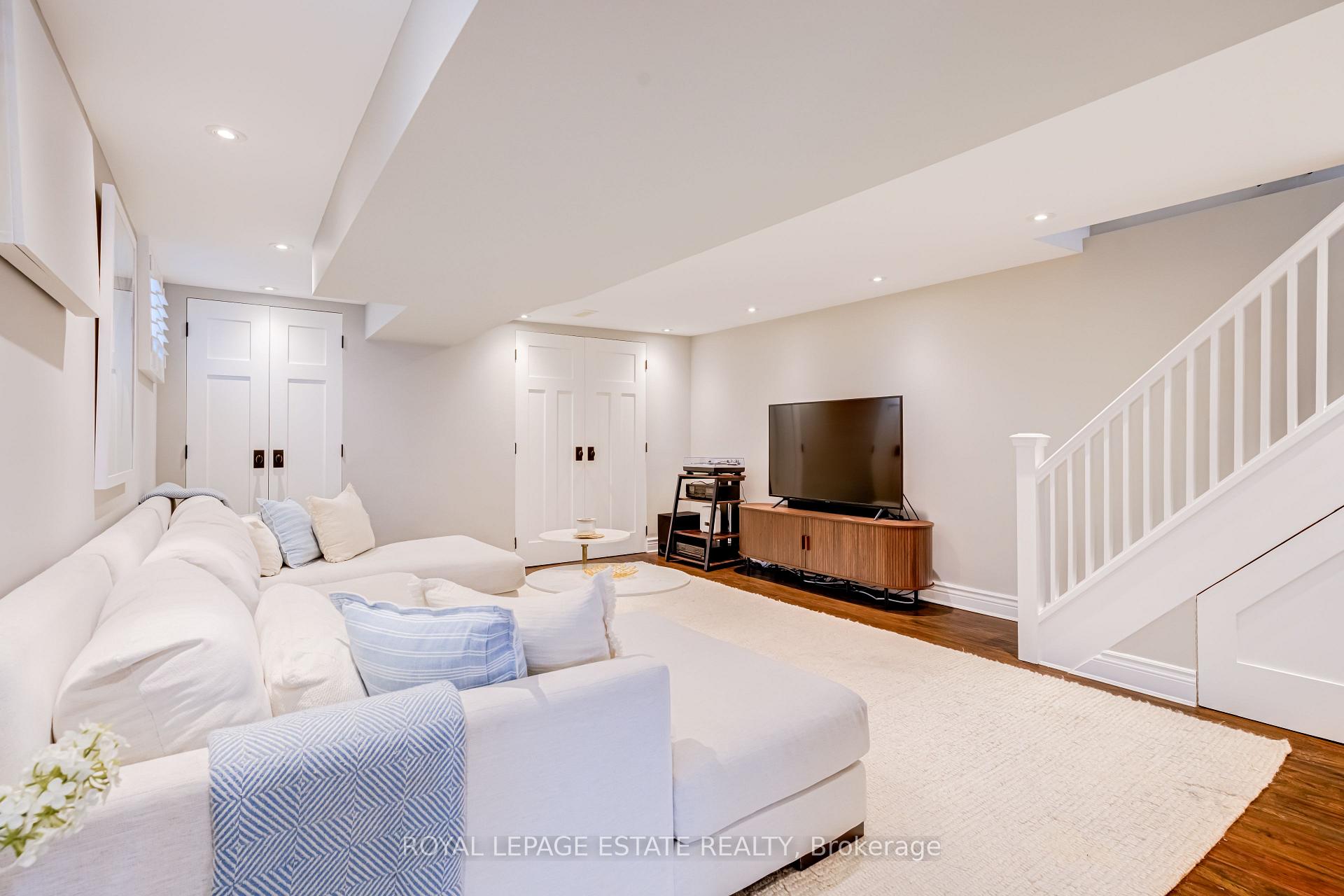 Photo 31 of 140 Bingham Avenue, Toronto, East End-Danforth — HOMEH