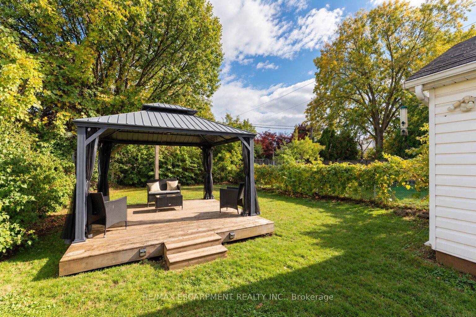 Photo 36 of 75 Barons Avenue, Hamilton, Bartonville — HOMEH