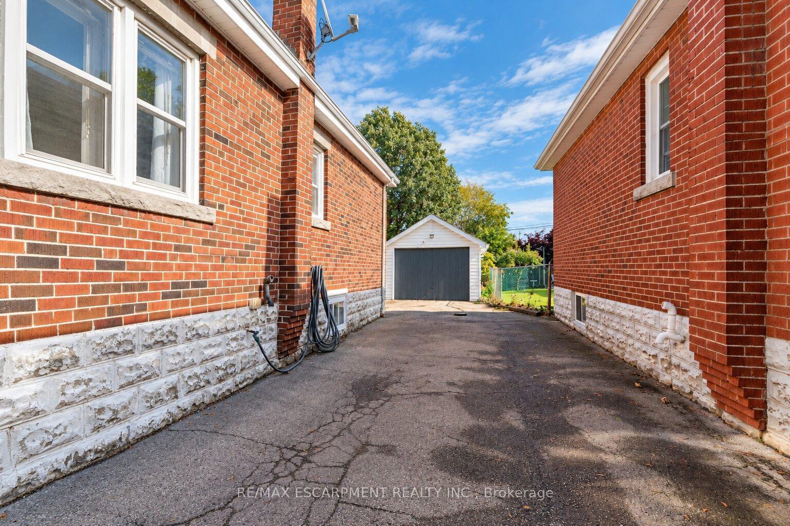 Photo 46 of 75 Barons Avenue, Hamilton, Bartonville — HOMEH