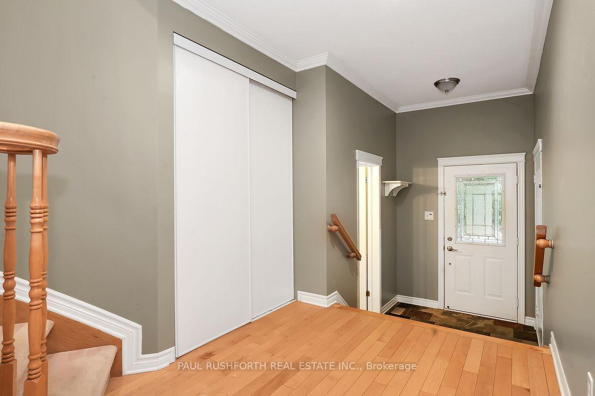Photo 3 of 2216 Brockstone Crescent, Ottawa, Avalon East — HOMEH