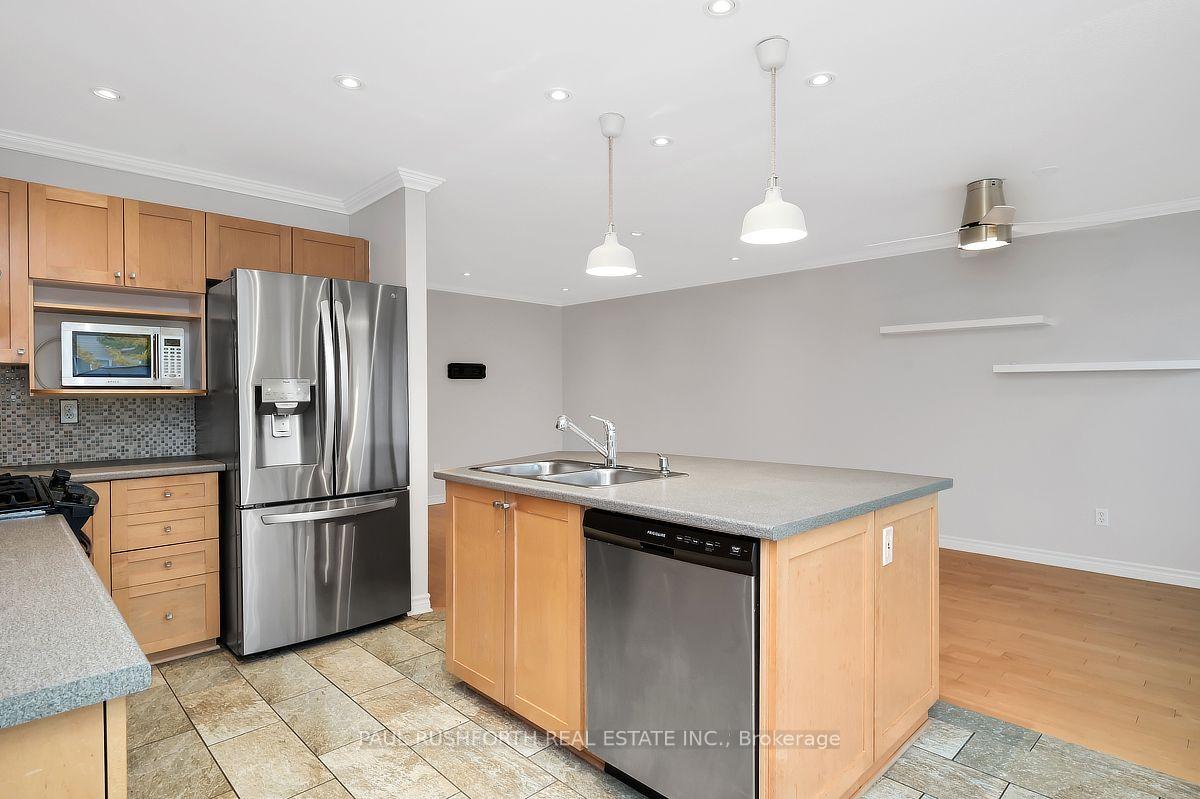 Photo 20 of 2216 Brockstone Crescent, Ottawa, Avalon East — HOMEH