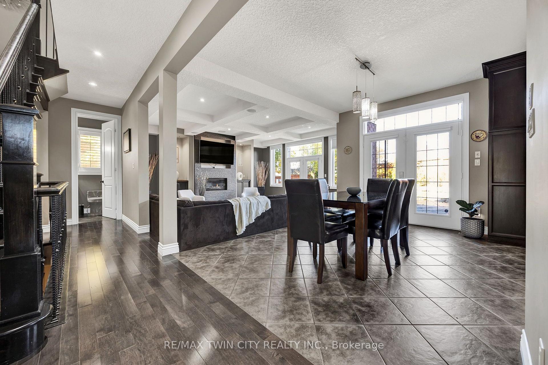 Photo 7 of 315 Rideau River Place, Waterloo, Conservation Meadows — HOMEH