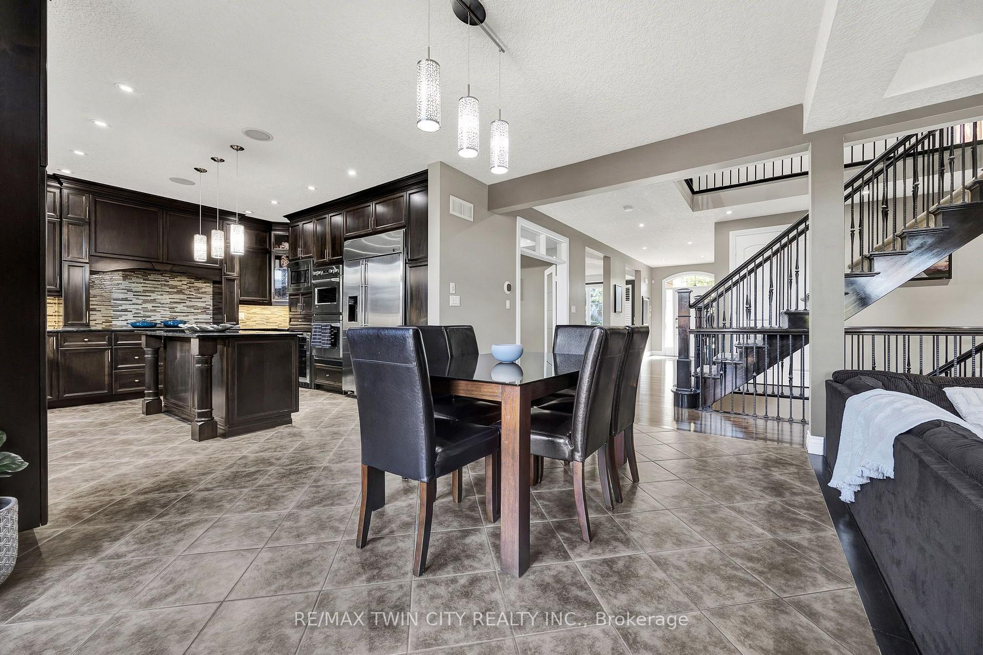 Photo 8 of 315 Rideau River Place, Waterloo, Conservation Meadows — HOMEH