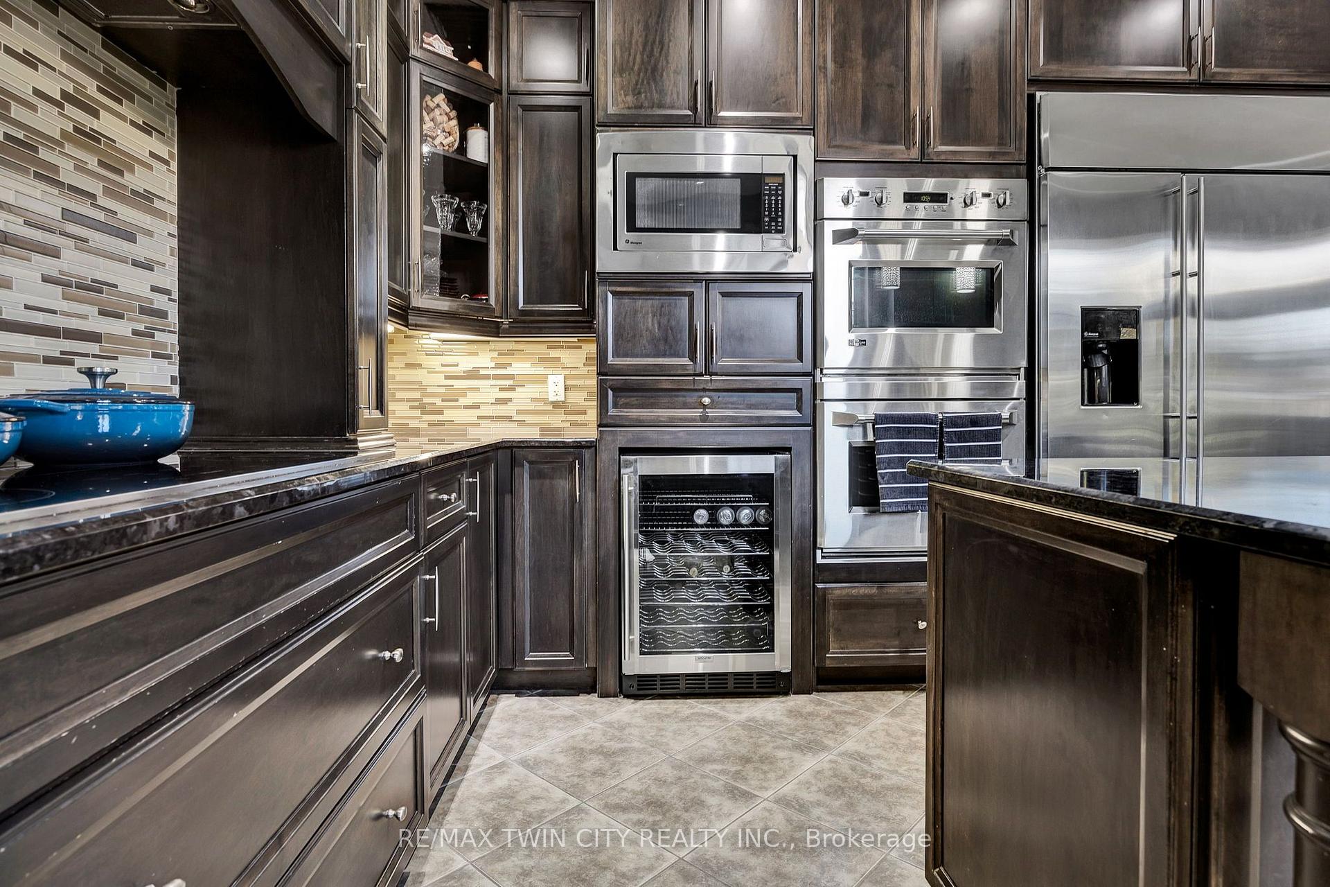 Photo 10 of 315 Rideau River Place, Waterloo, Conservation Meadows — HOMEH
