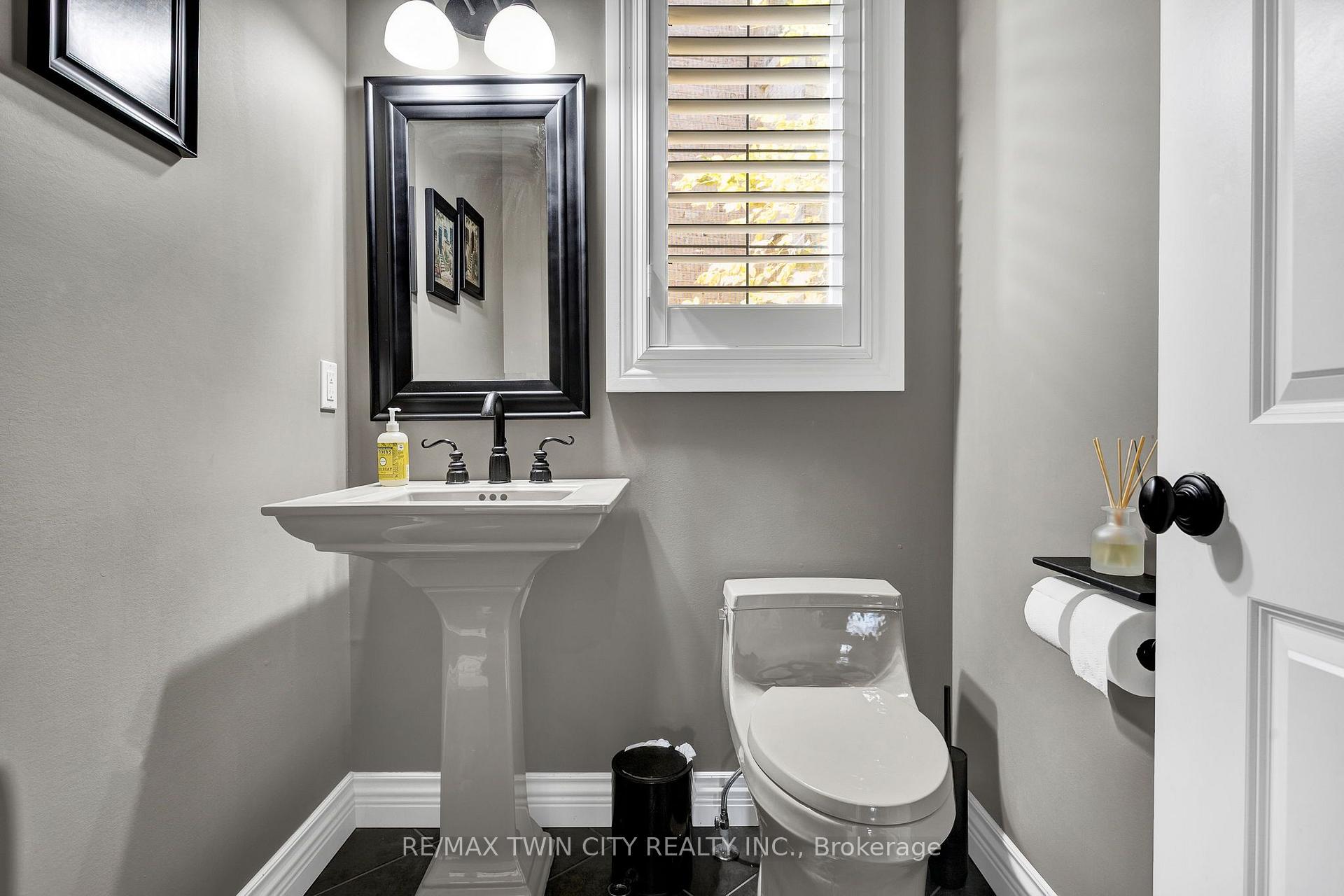 Photo 15 of 315 Rideau River Place, Waterloo, Conservation Meadows — HOMEH