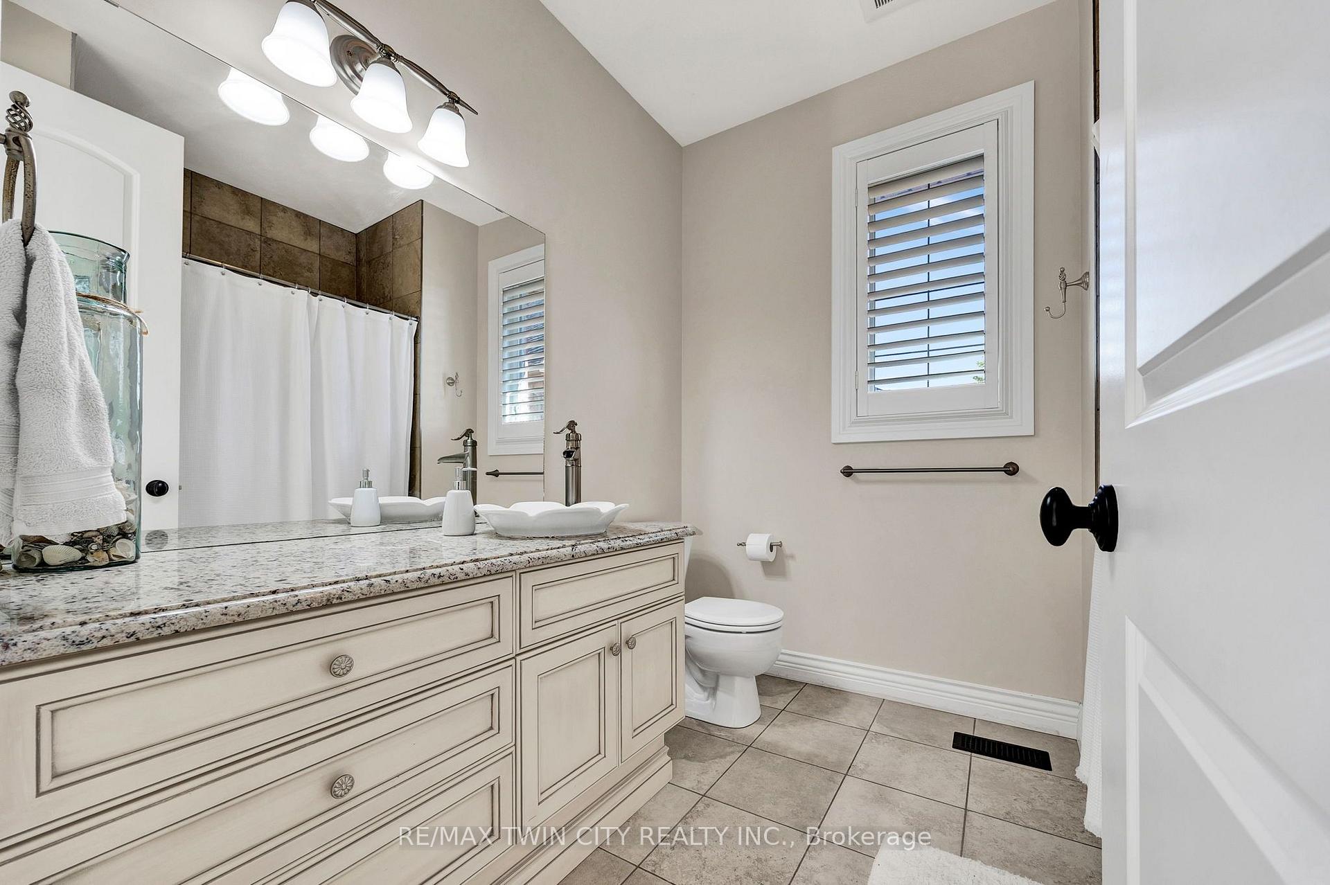 Photo 25 of 315 Rideau River Place, Waterloo, Conservation Meadows — HOMEH