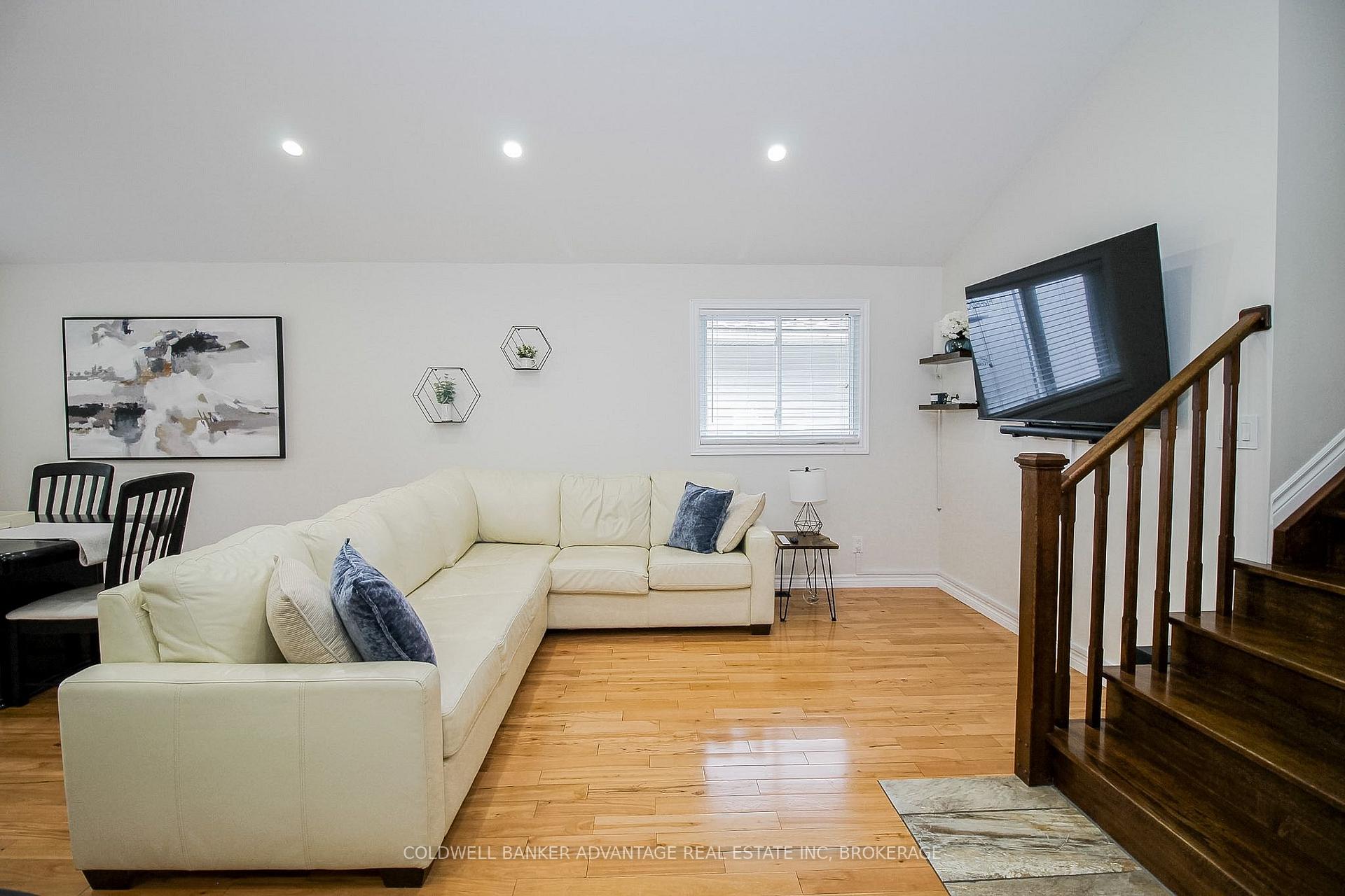 Photo 11 of 11 Fallingbrook Drive, Pelham, Fonthill — HOMEH