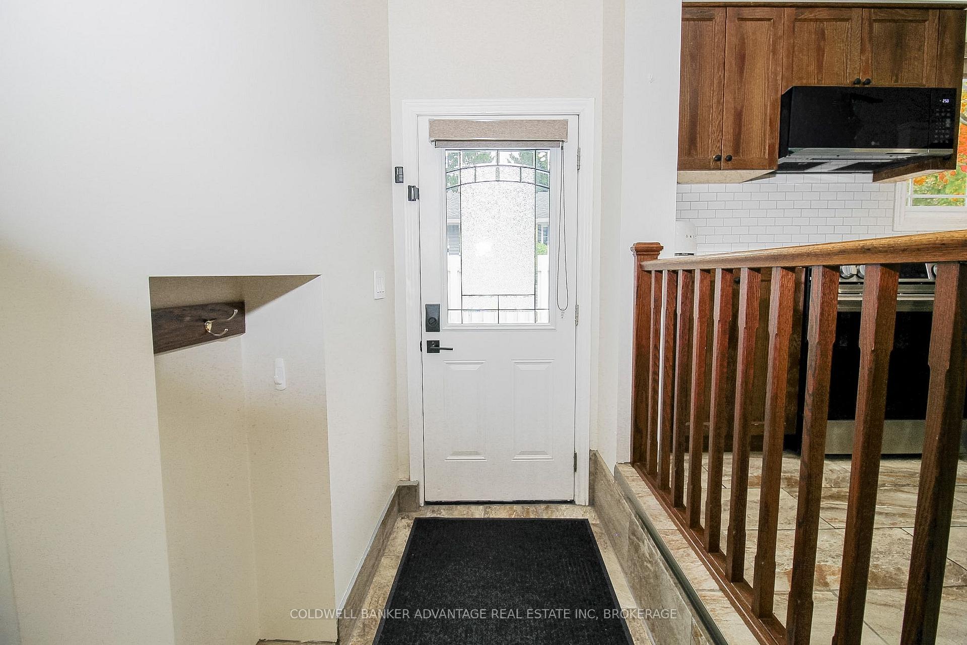 Photo 24 of 11 Fallingbrook Drive, Pelham, Fonthill — HOMEH