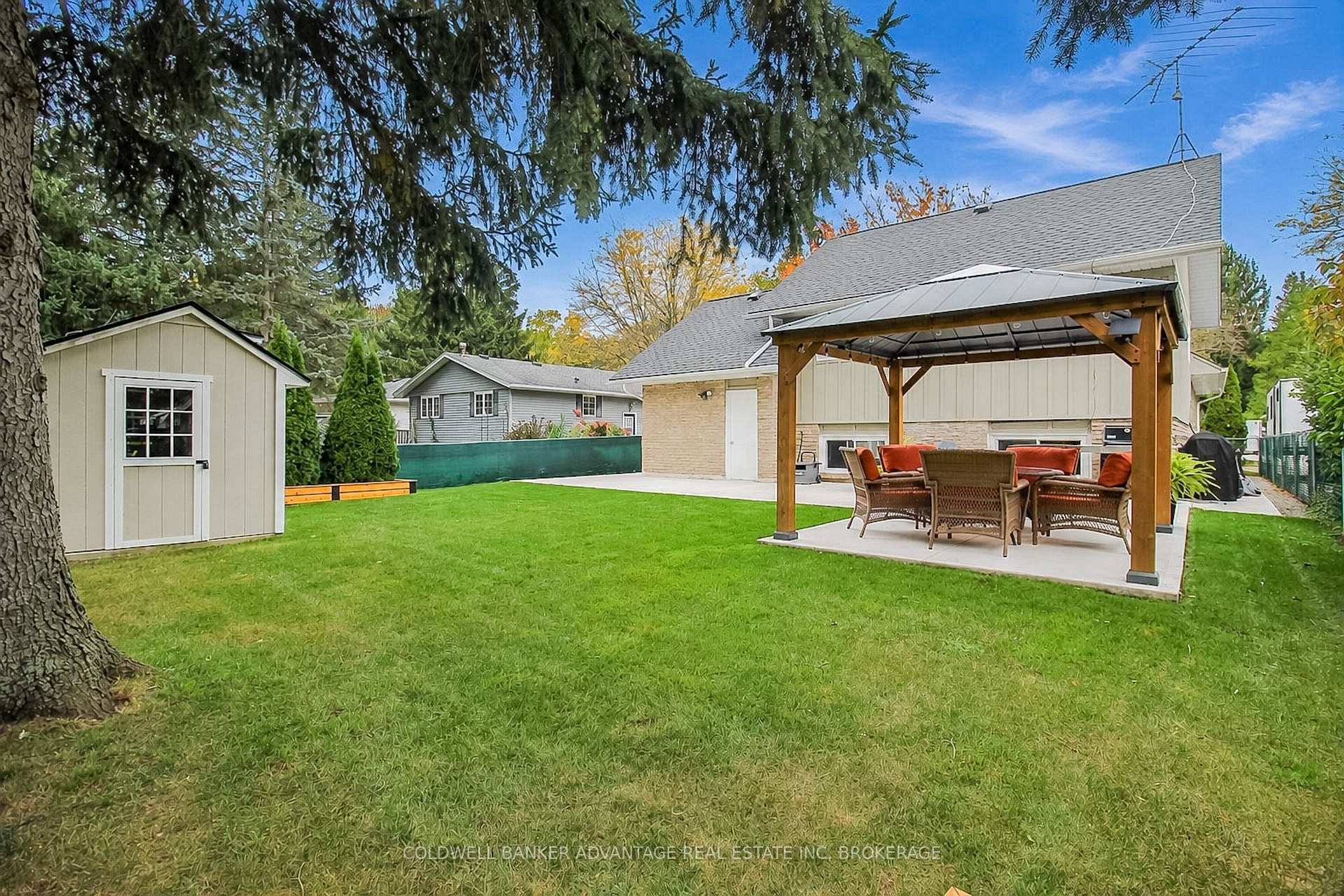 Photo 42 of 11 Fallingbrook Drive, Pelham, Fonthill — HOMEH