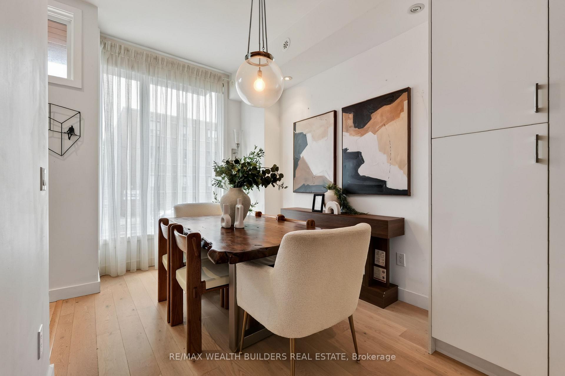 Photo 5 of Unit TH-07, 837 Broadview Avenue, Toronto, Playter Estates-Danforth — HOMEH
