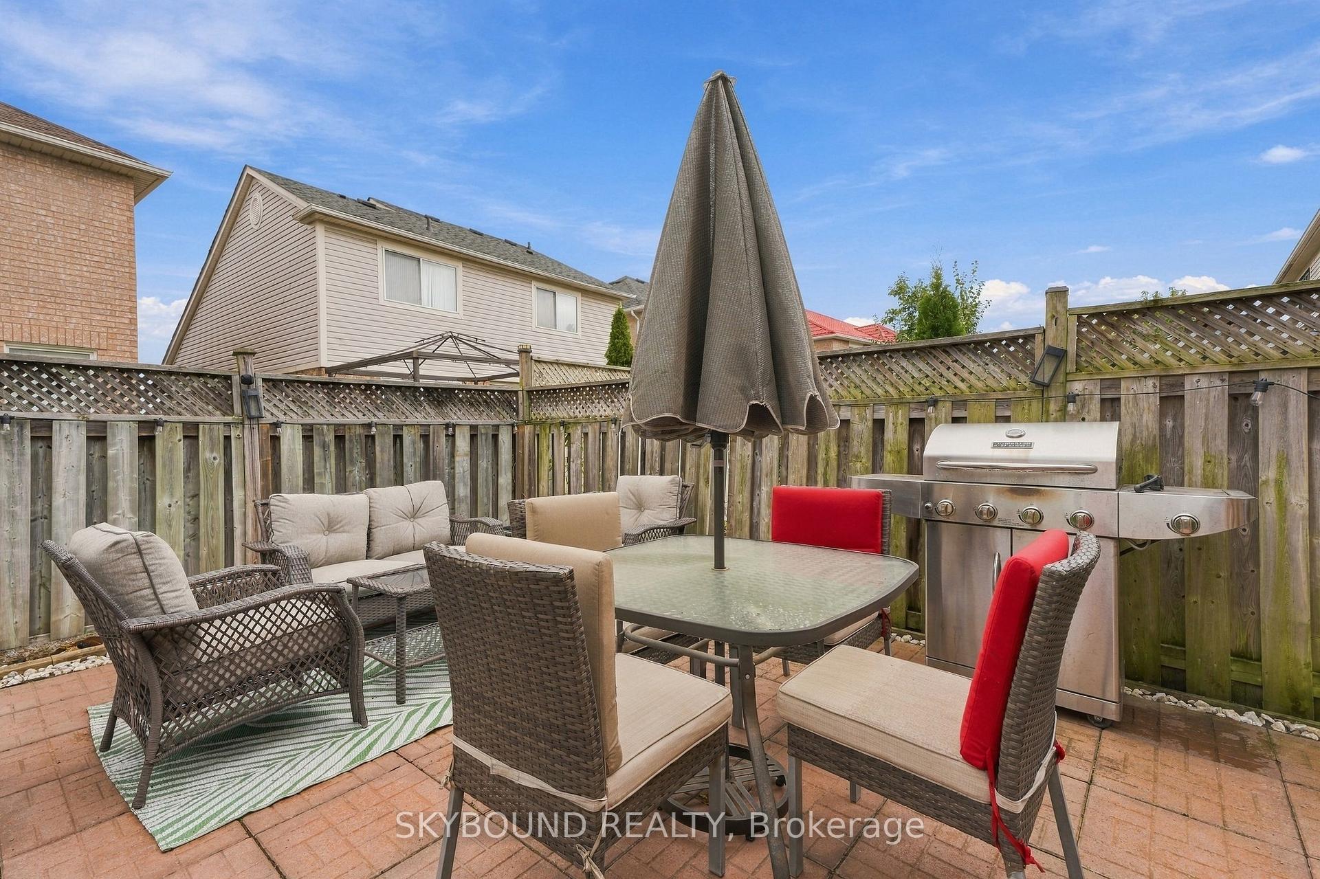 Photo 42 of 51 Thorpe Crescent, Brampton, Fletcher's Meadow — HOMEH