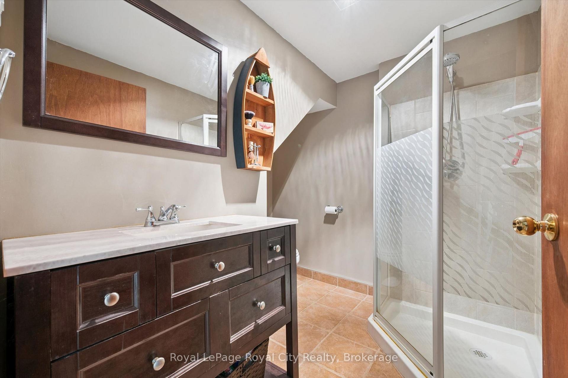 Photo 26 of 24 Greenwich Drive, Guelph, Willow West/Sugarbush/West Acres — HOMEH