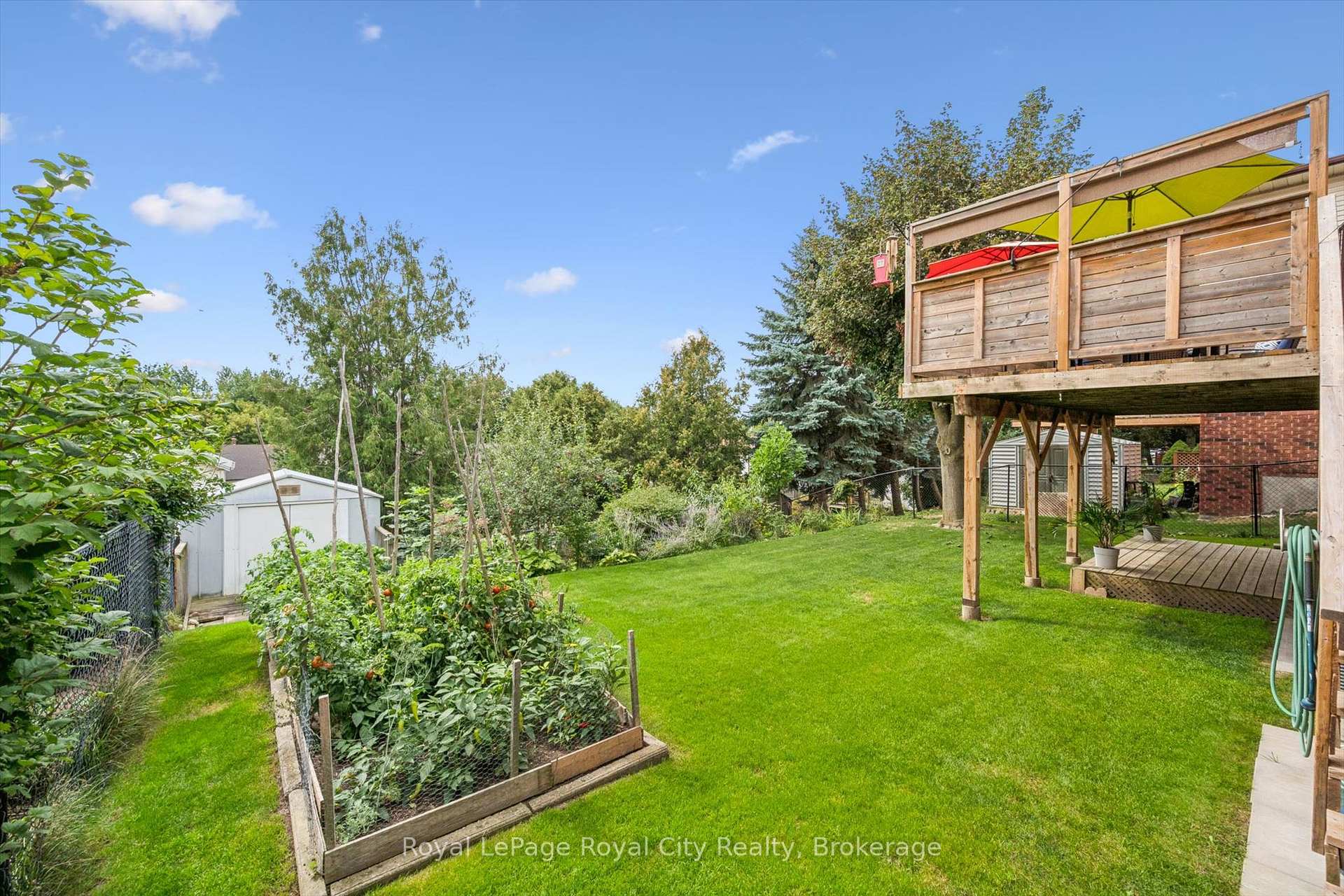 Photo 27 of 24 Greenwich Drive, Guelph, Willow West/Sugarbush/West Acres — HOMEH