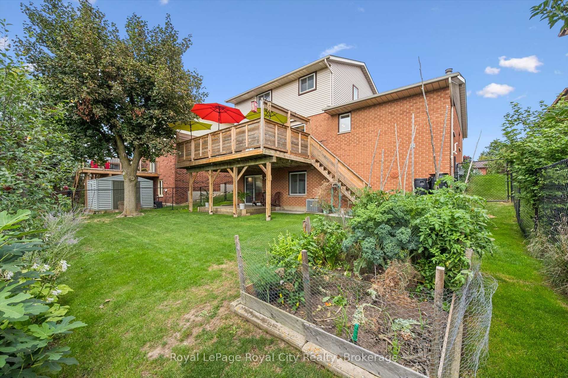 Photo 32 of 24 Greenwich Drive, Guelph, Willow West/Sugarbush/West Acres — HOMEH