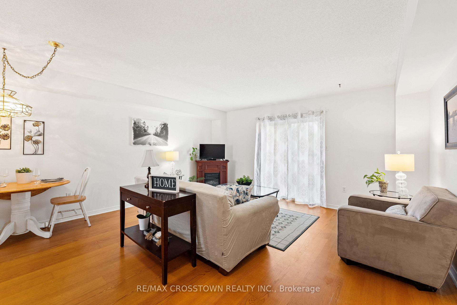 Photo 5 of Unit B1, 6-440 Yonge Street, Barrie, Painswick North — HOMEH