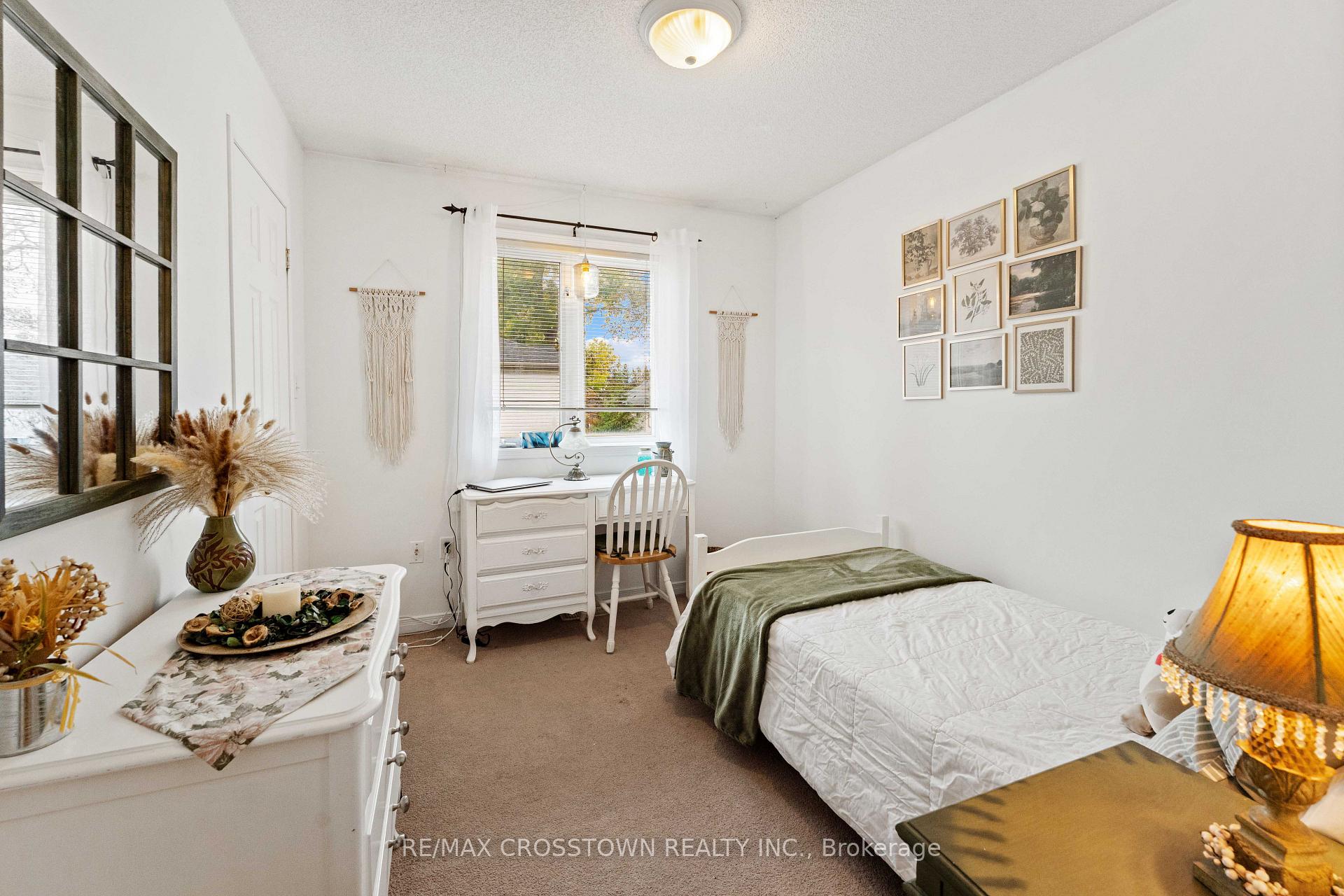 Photo 16 of Unit B1, 6-440 Yonge Street, Barrie, Painswick North — HOMEH