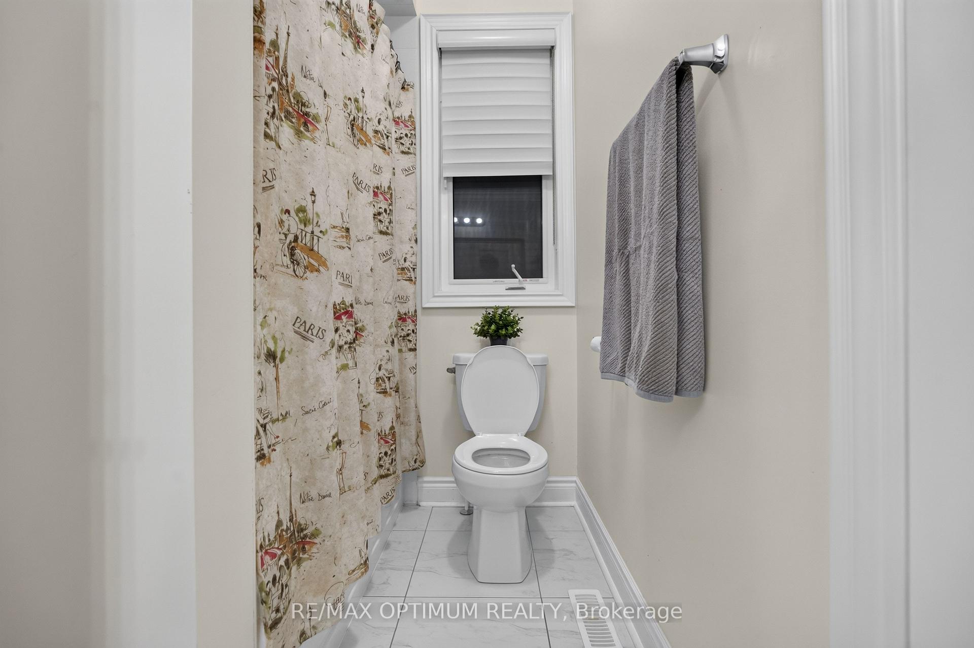 Photo 30 of 49 Elbern Markell Drive, Brampton, Credit Valley — HOMEH
