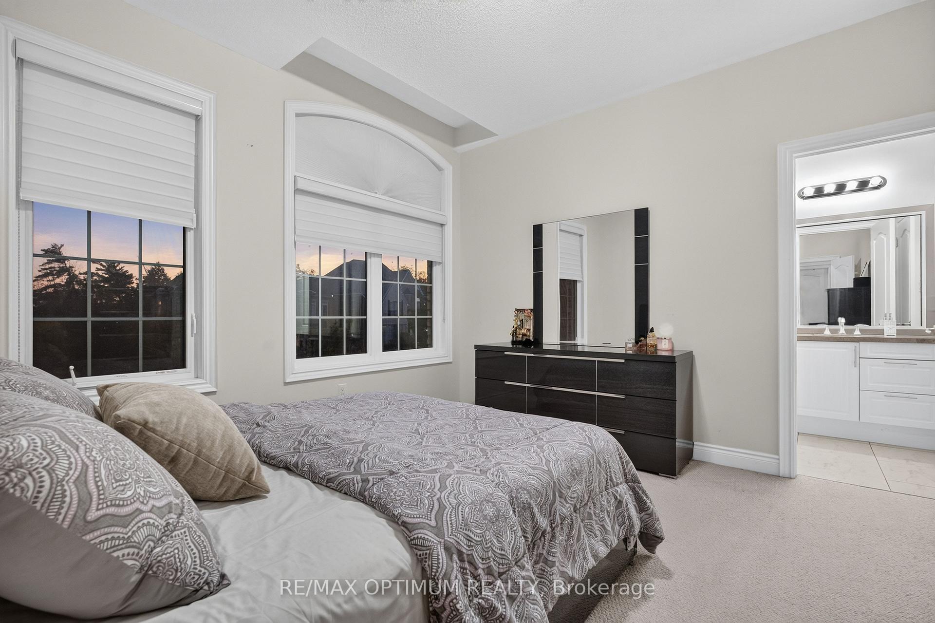Photo 37 of 49 Elbern Markell Drive, Brampton, Credit Valley — HOMEH