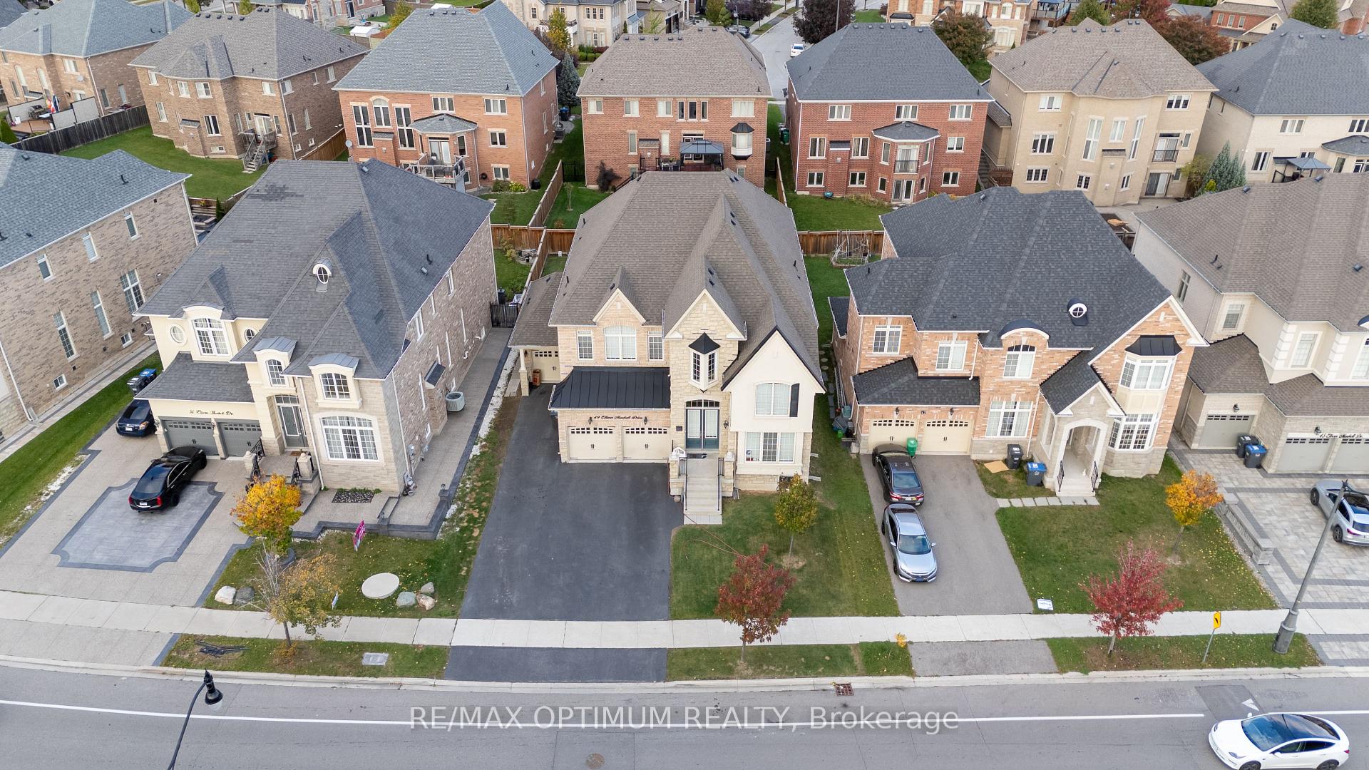 Photo 48 of 49 Elbern Markell Drive, Brampton, Credit Valley — HOMEH