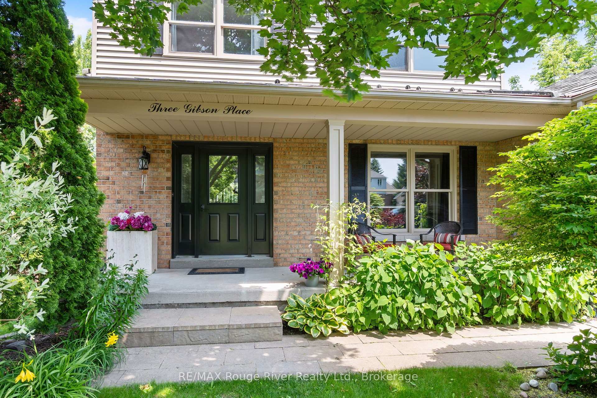 Photo 5 of 3 Gibson Place, Port Hope — HOMEH