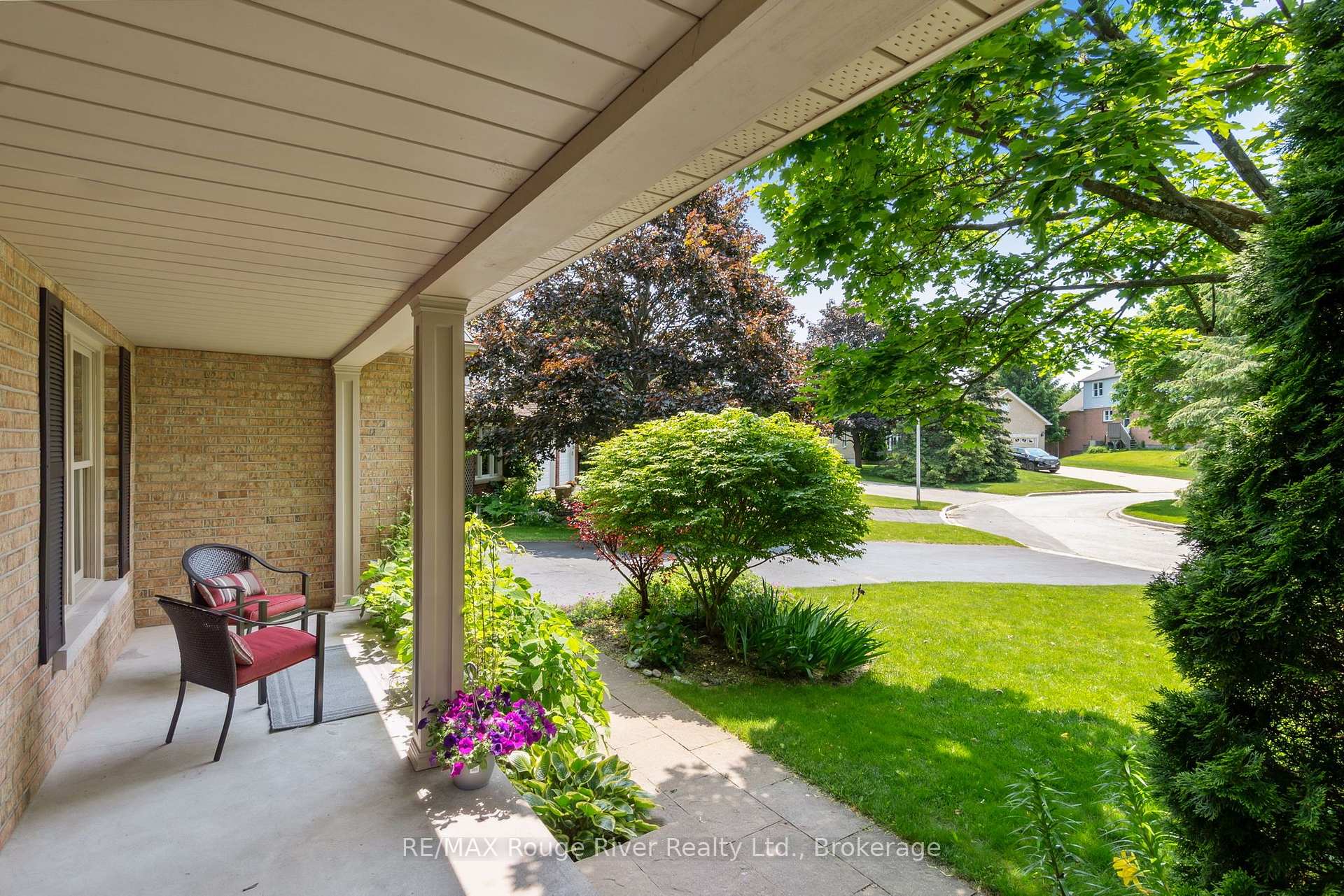 Photo 6 of 3 Gibson Place, Port Hope — HOMEH