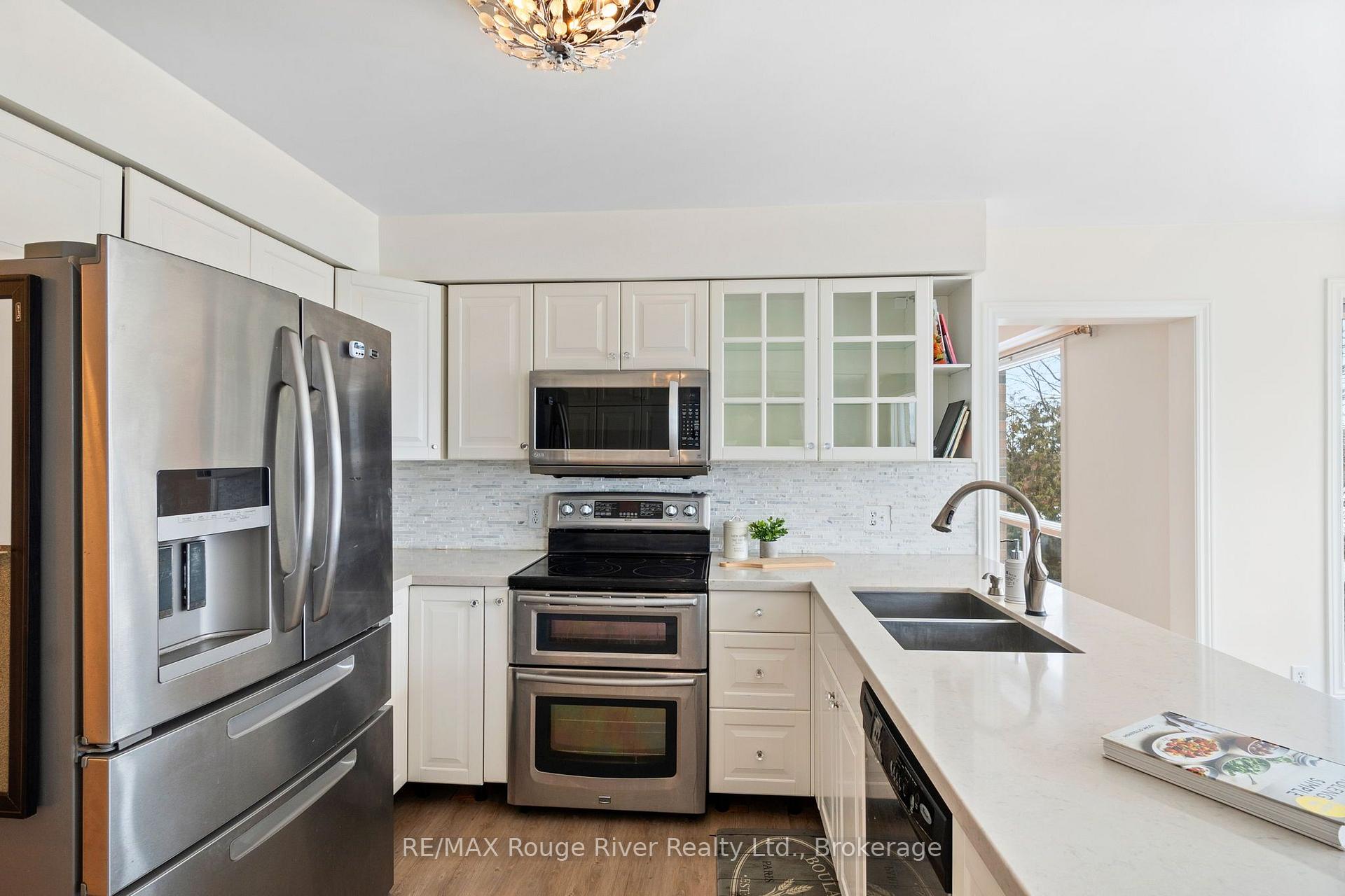 Photo 24 of 3 Gibson Place, Port Hope — HOMEH